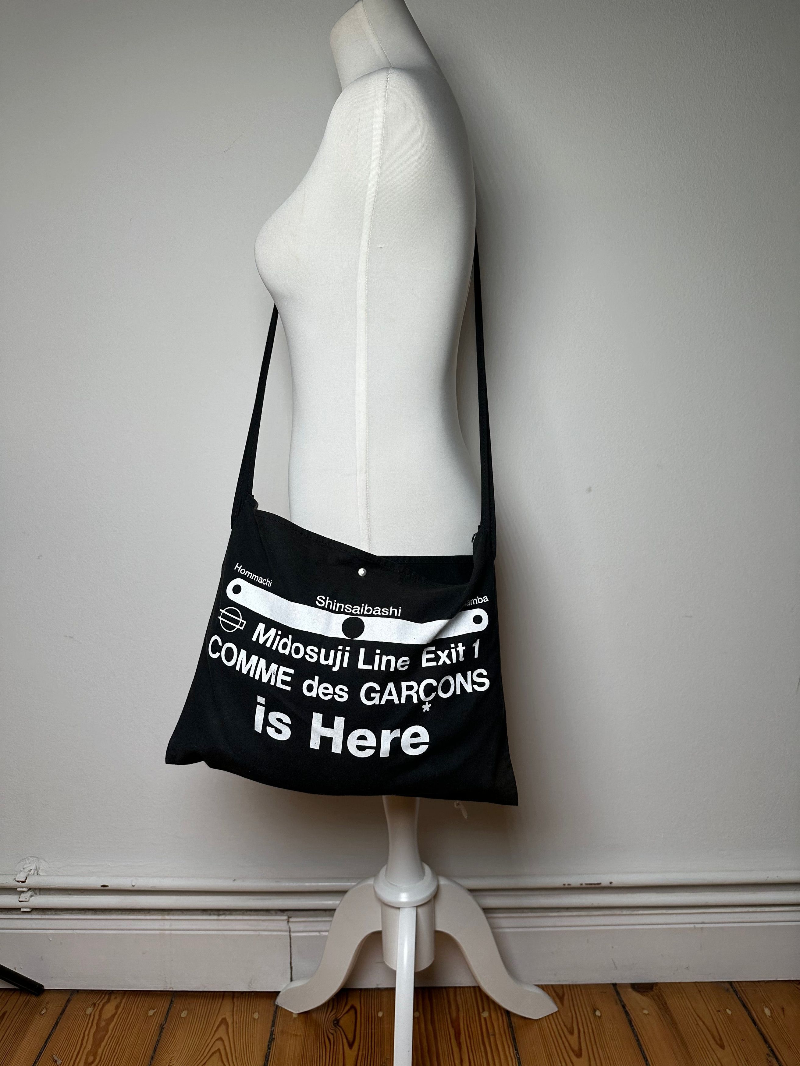 Comme des Garcons Vintage Comme Des Garçons Canvas Shoulder Bag Black White Size ONE SIZE - 10 Thumbnail