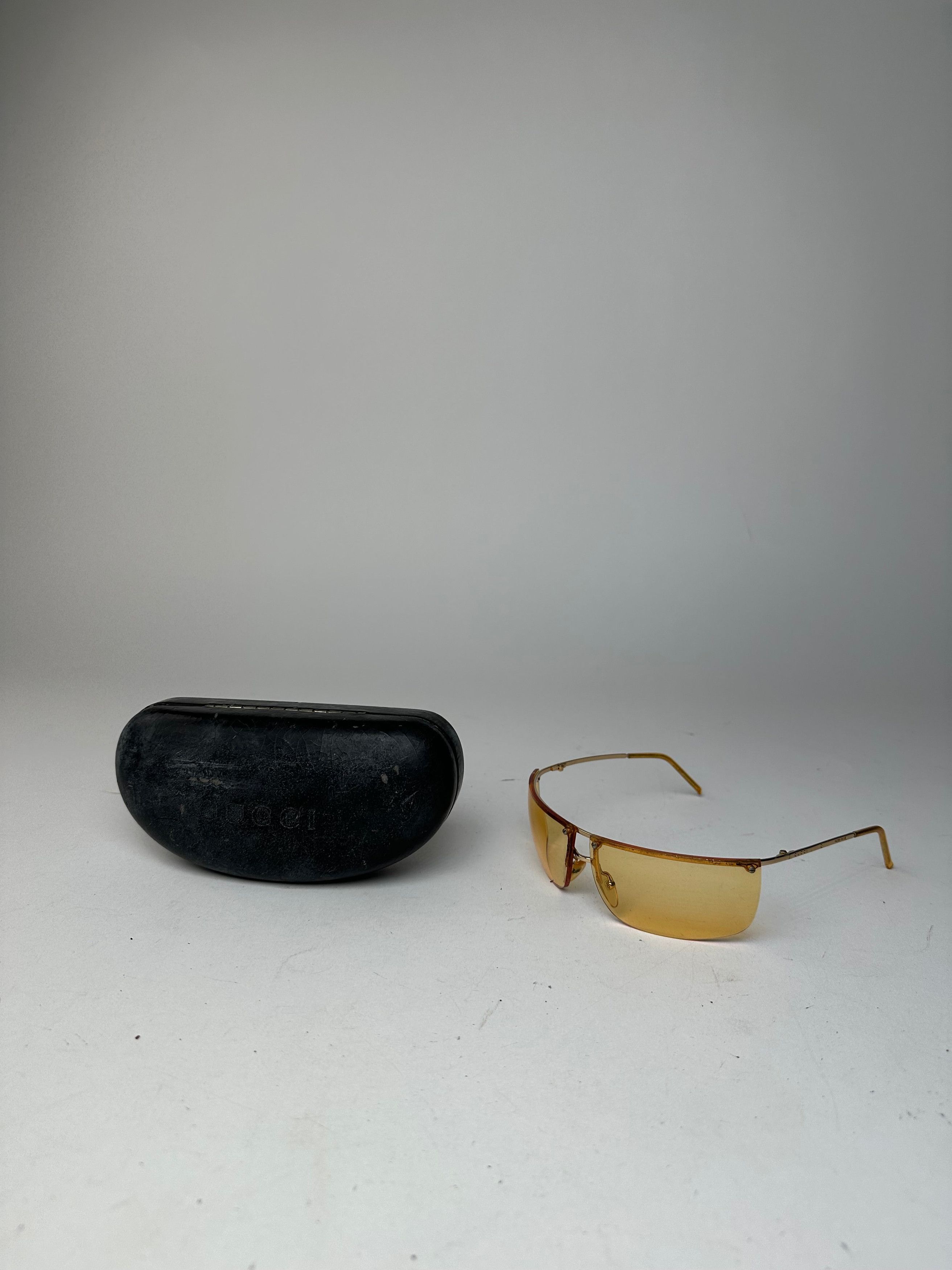 Gucci Vintage Rimless Sunglasses Gold Yellow Size ONE SIZE - 4 Thumbnail