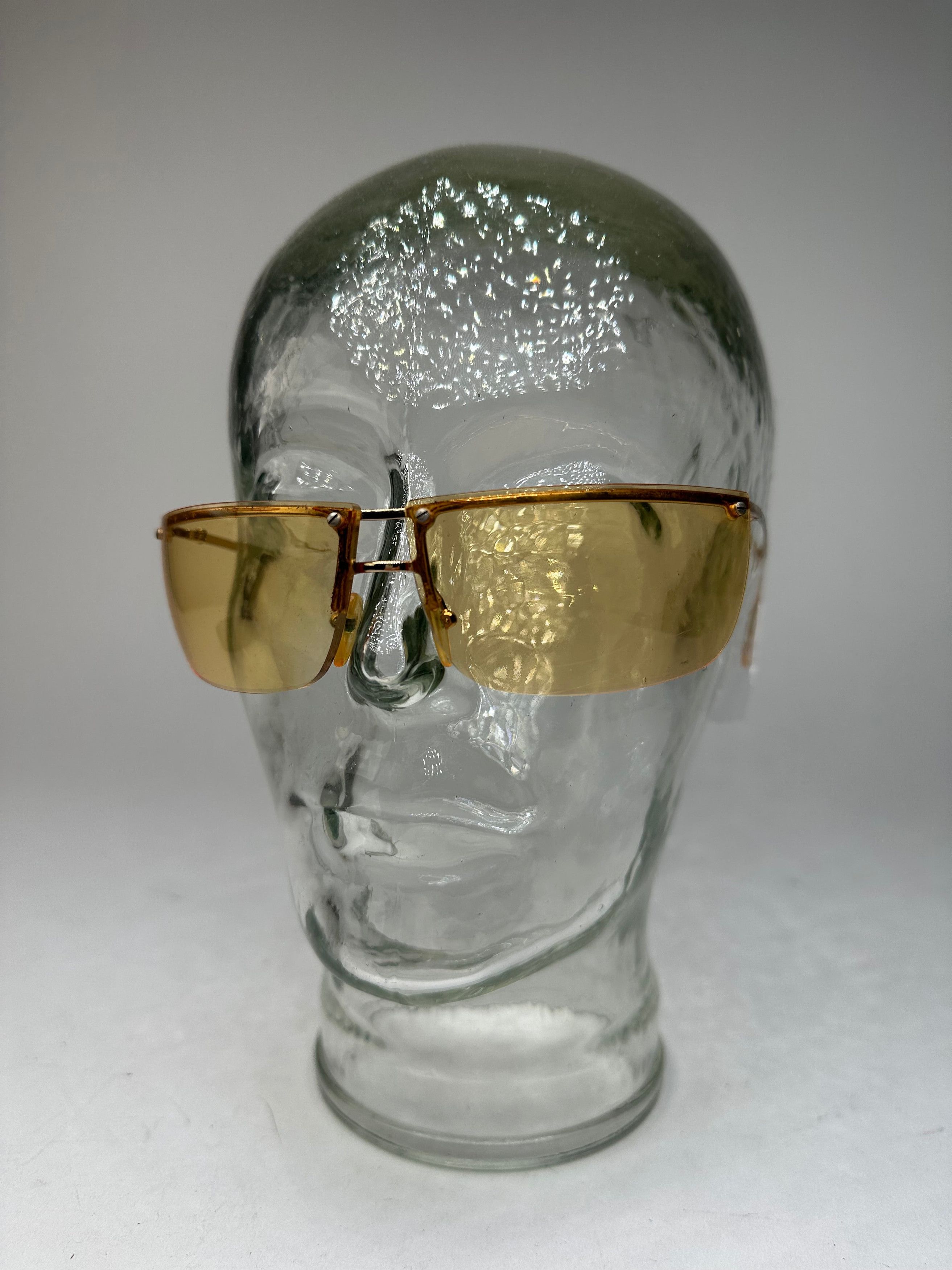 Gucci Vintage Rimless Sunglasses Gold Yellow Size ONE SIZE - 3 Thumbnail