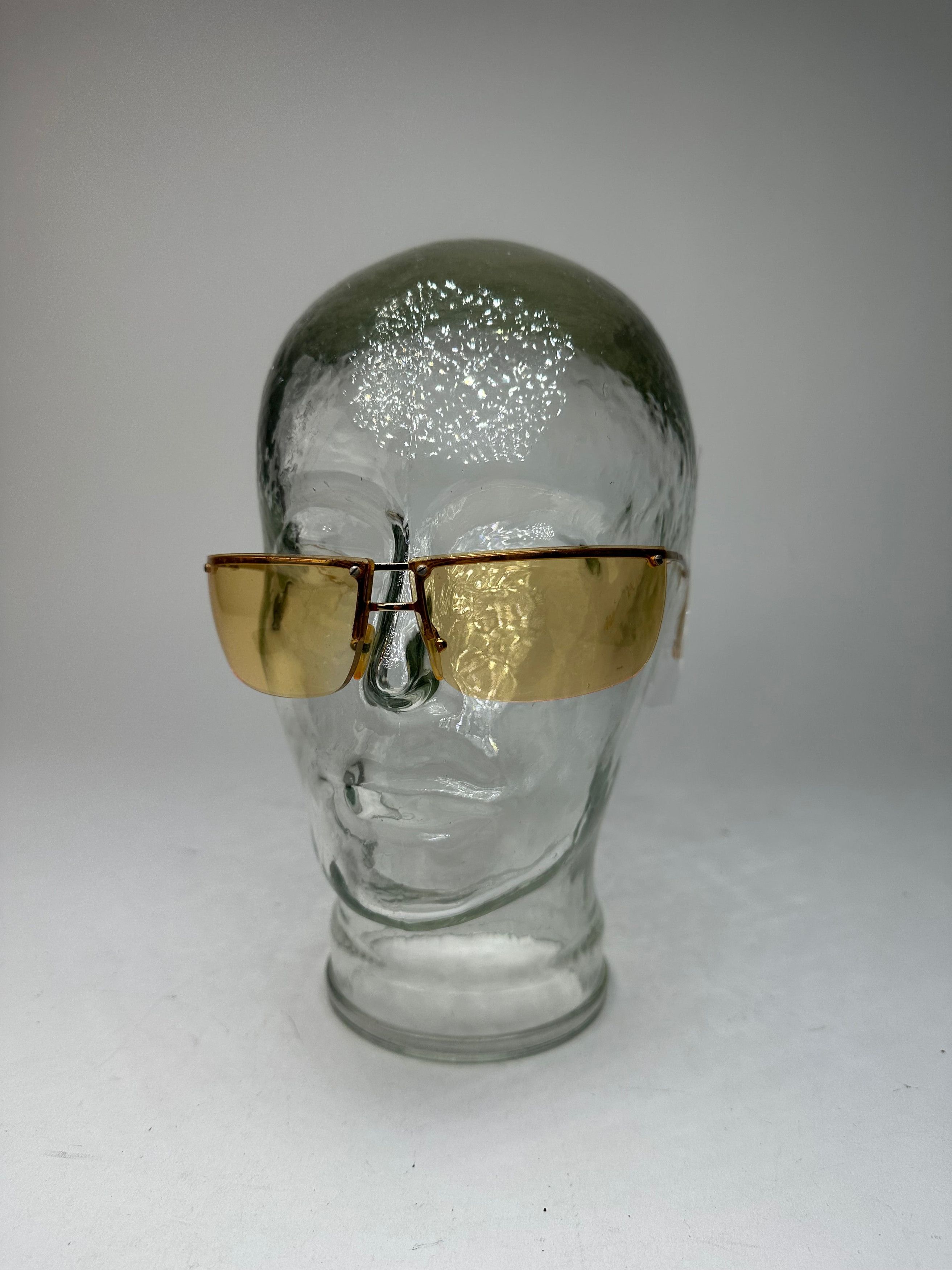 Gucci Vintage Rimless Sunglasses Gold Yellow Size ONE SIZE - 11 Thumbnail