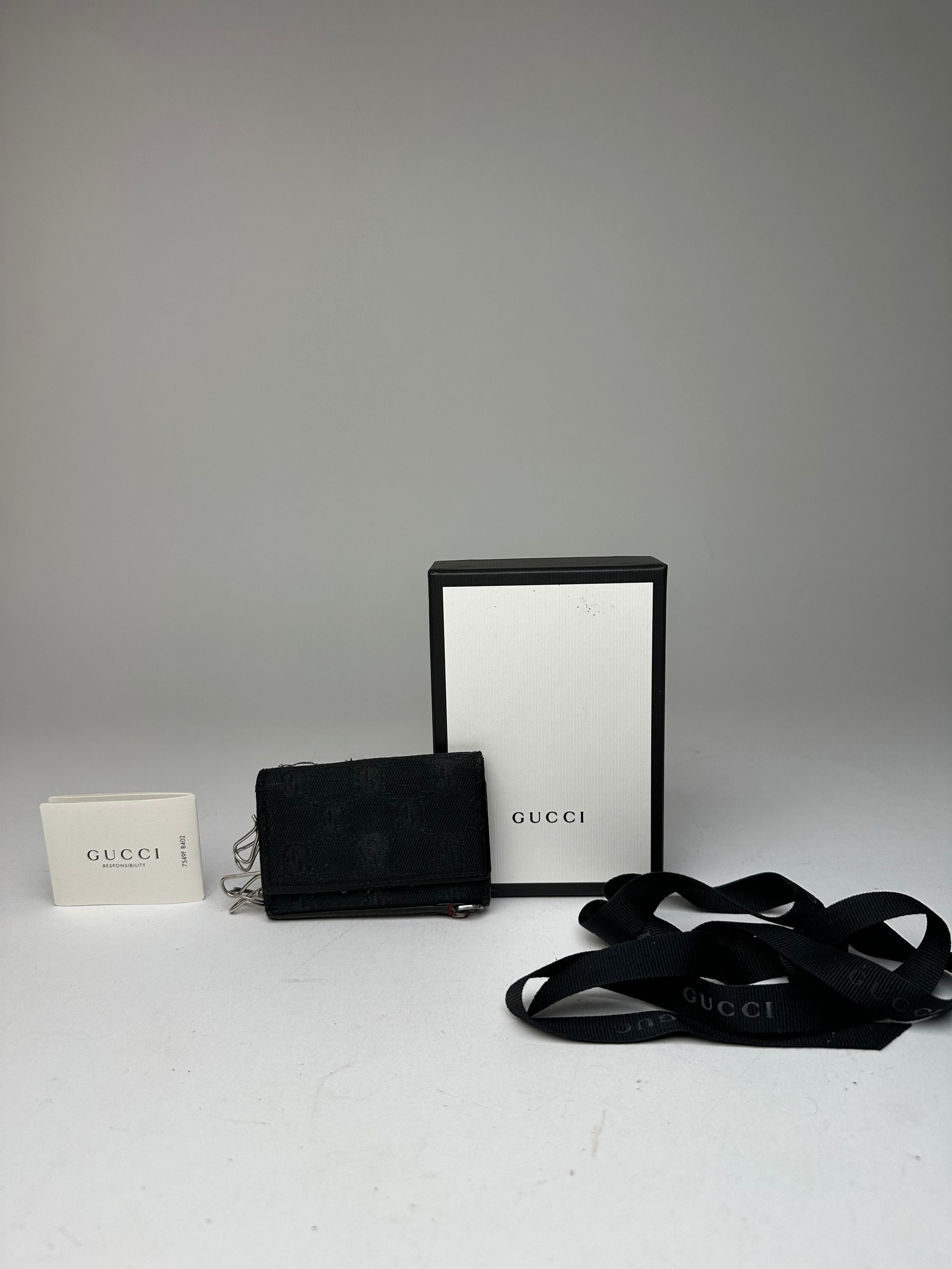 Gucci Vintage Monogram Canvas Leather Key Holder Black Size ONE SIZE - 10 Thumbnail