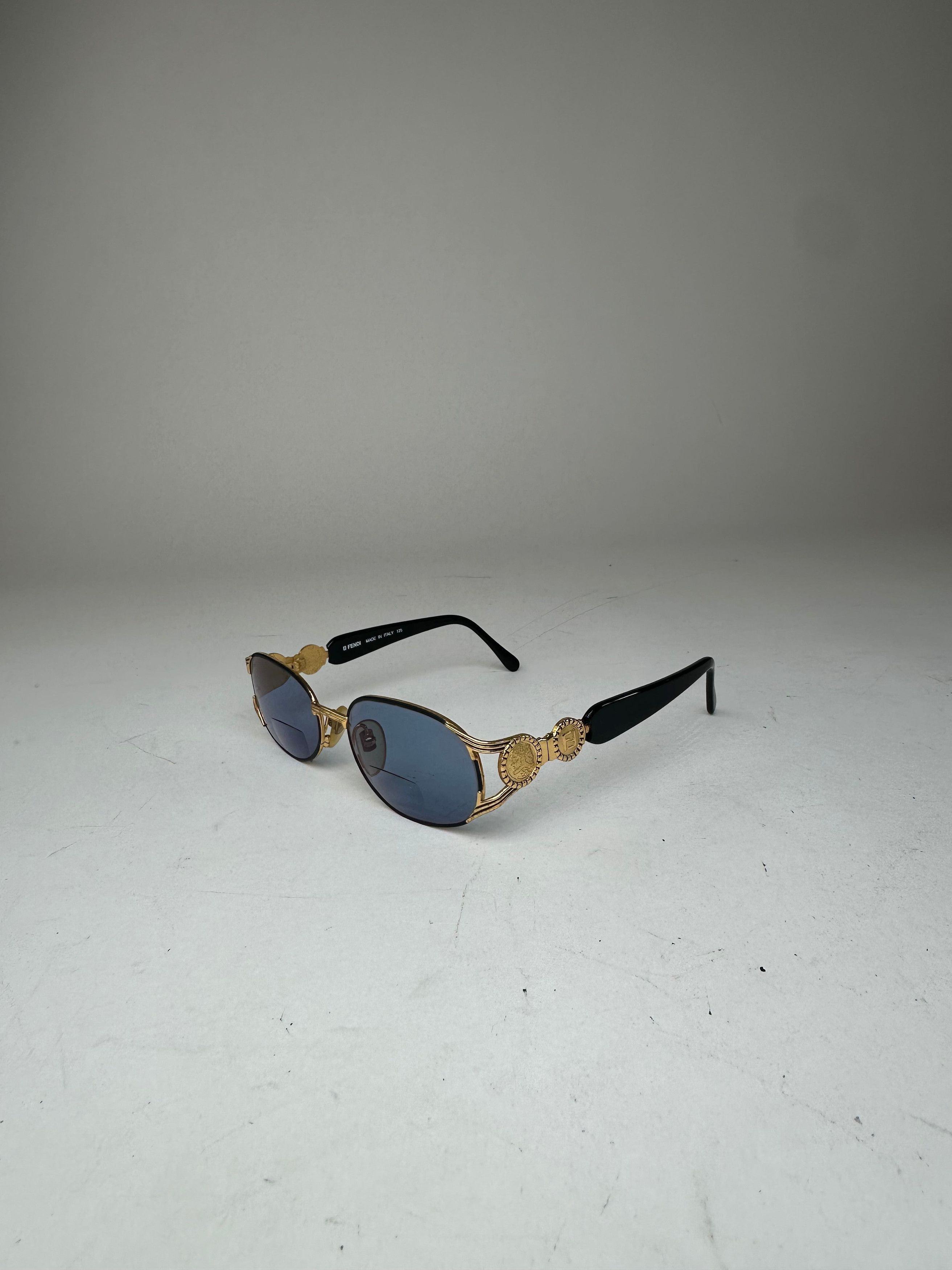 Fendi Vintage Roma Sunglasses Black Gold Blue Size ONE SIZE - 13 Thumbnail