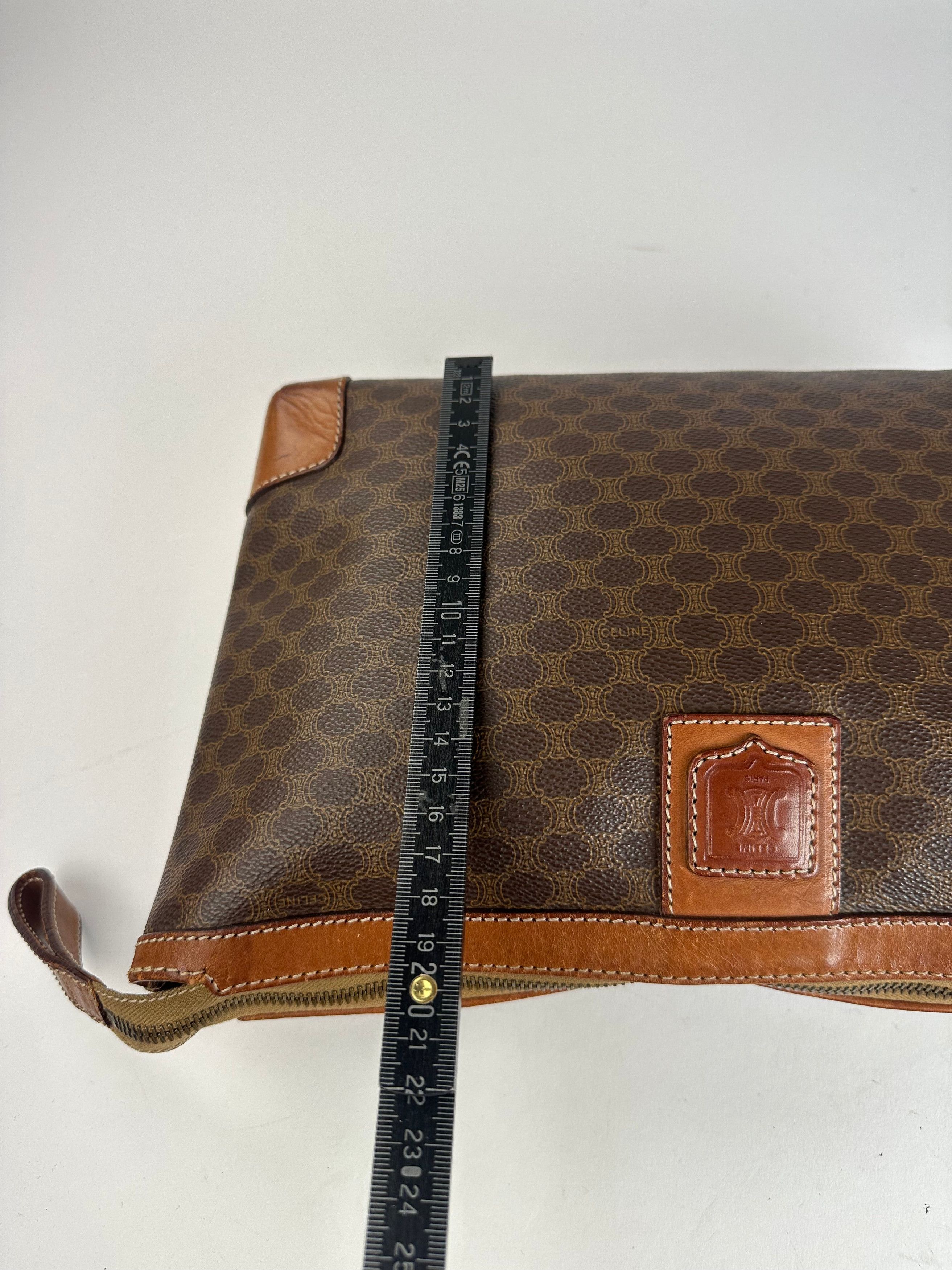 Celine Vintage Paris Monogram Leather Clutch Brown Size ONE SIZE - 7 Thumbnail