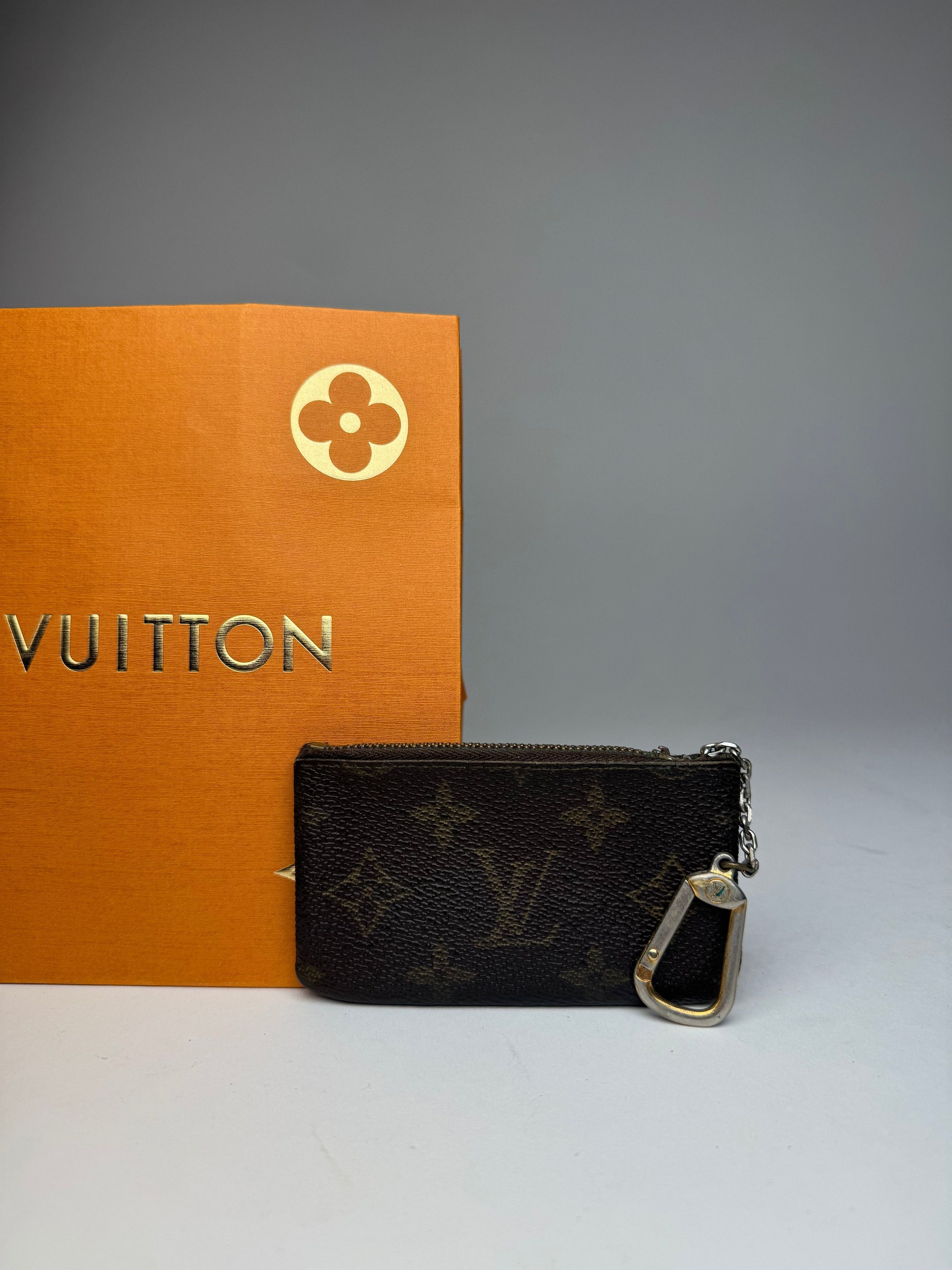 Louis Vuitton Vintage Le Dauphine Leather Card Holder Brown Size ONE SIZE - 7 Thumbnail