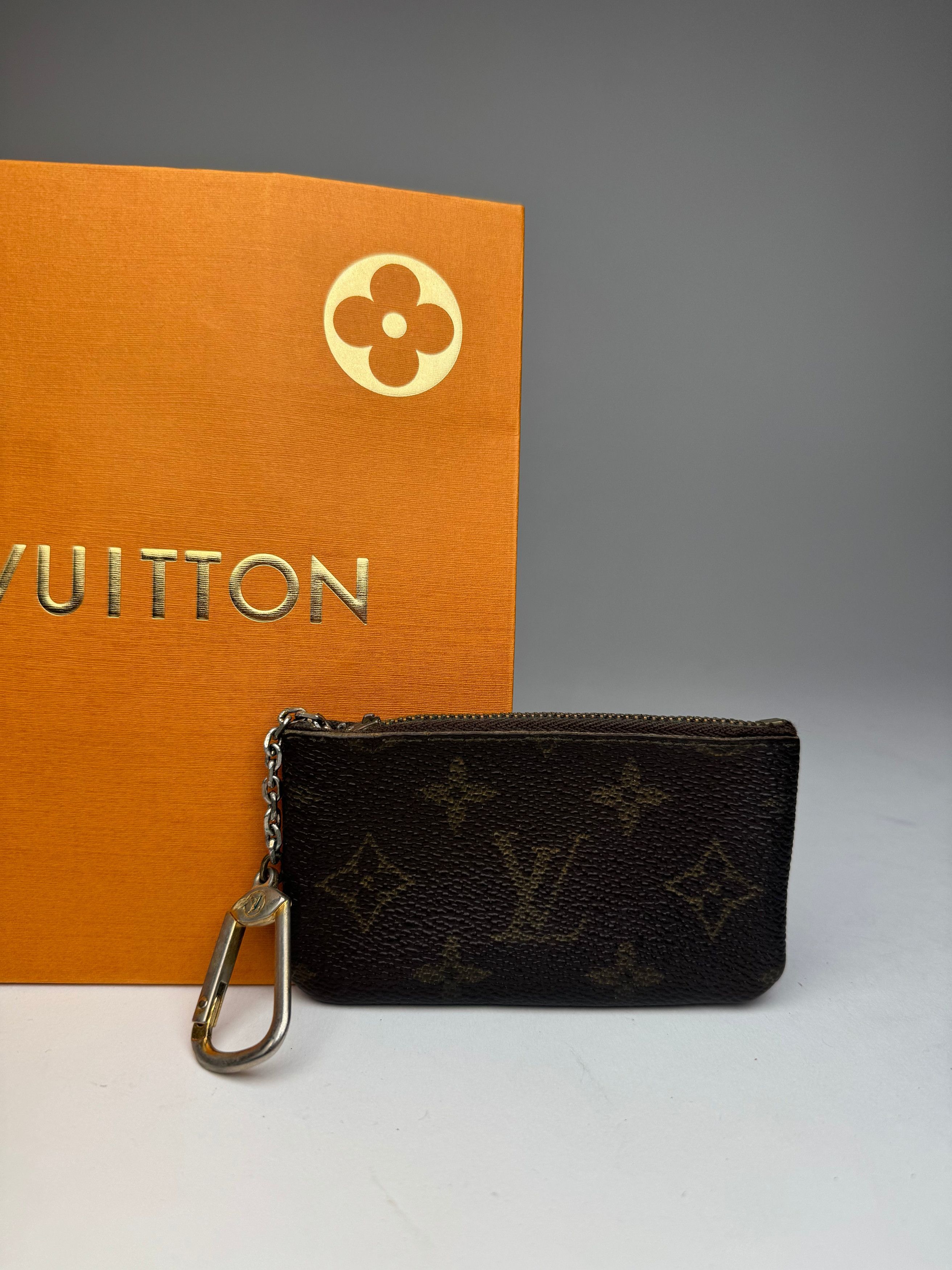 Louis Vuitton Vintage Le Dauphine Leather Card Holder Brown Size ONE SIZE - 11 Thumbnail
