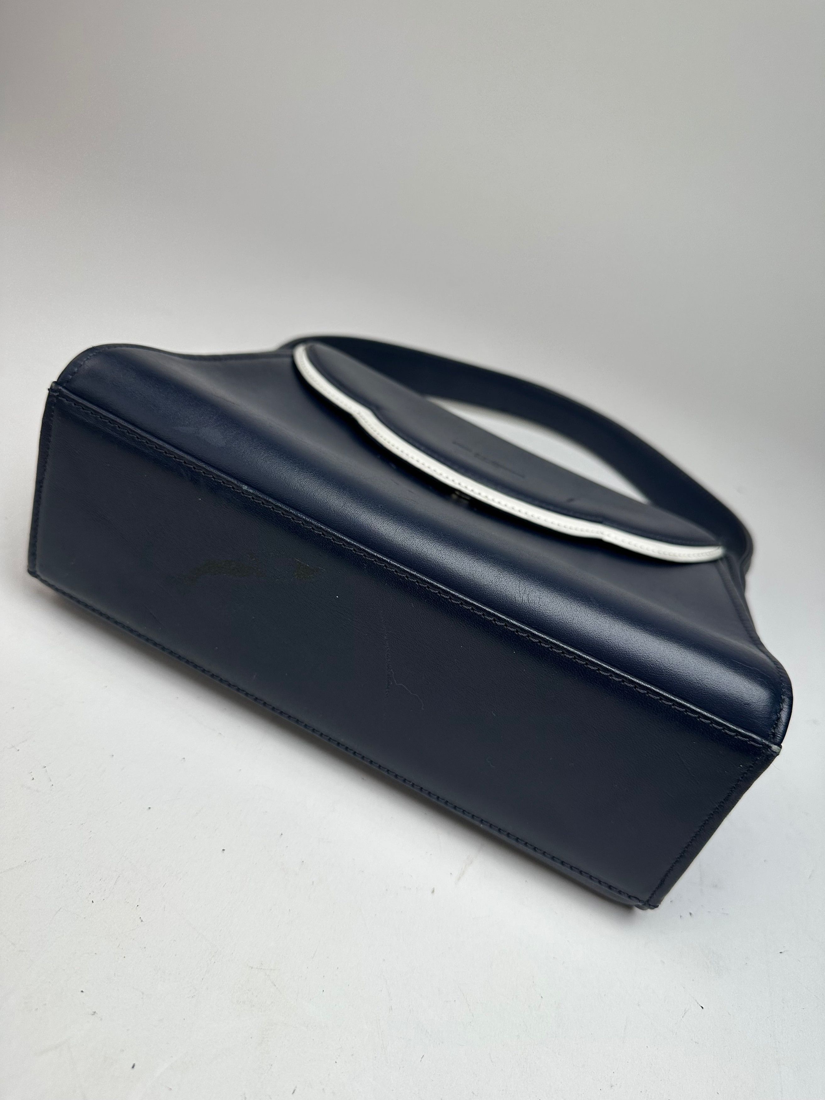 Courreges Vintage Paris Leather Handbag Navy Size ONE SIZE - 7 Thumbnail