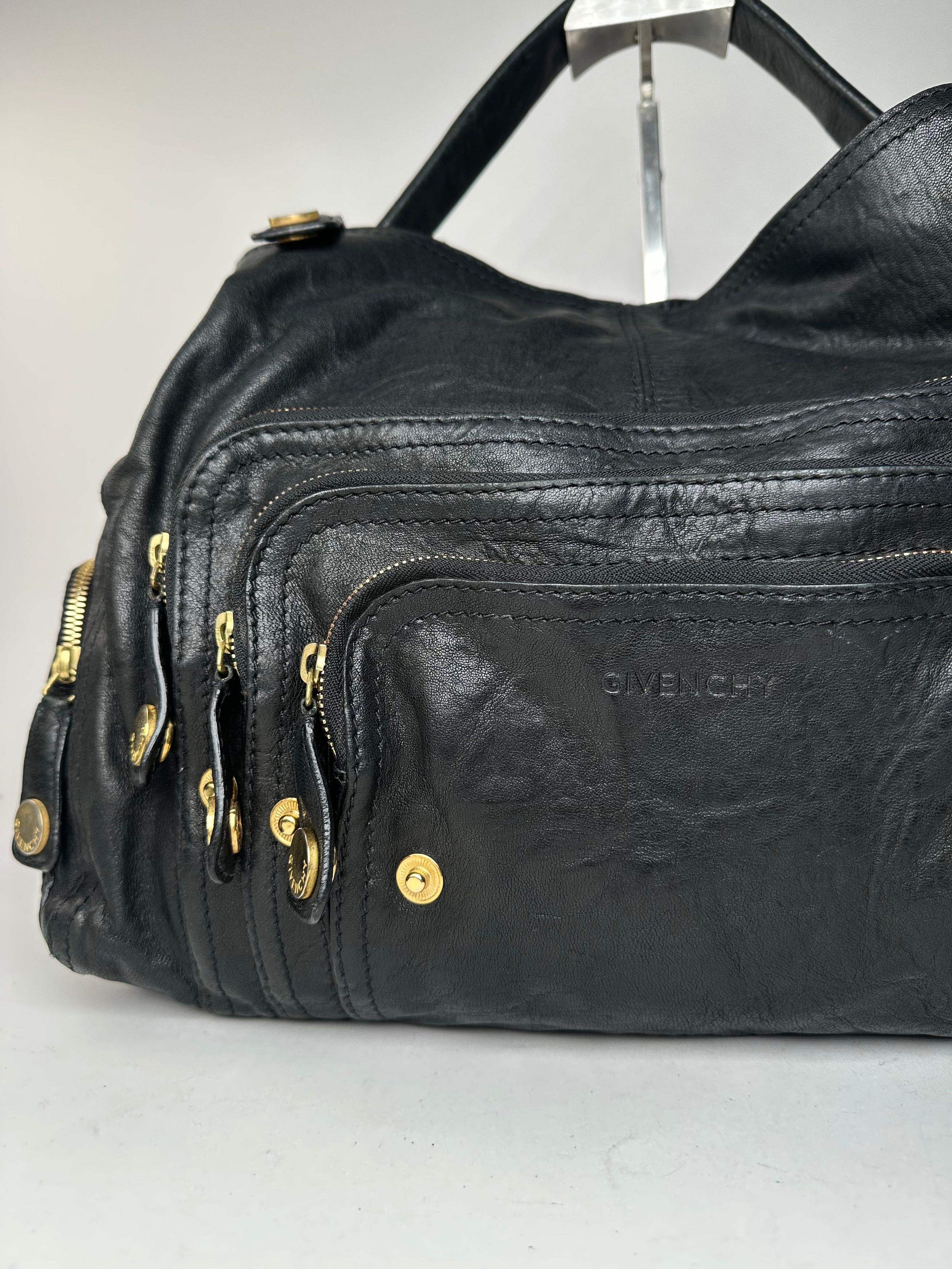 Givenchy Vintage Leather Handbag Black Size ONE SIZE - 5 Thumbnail