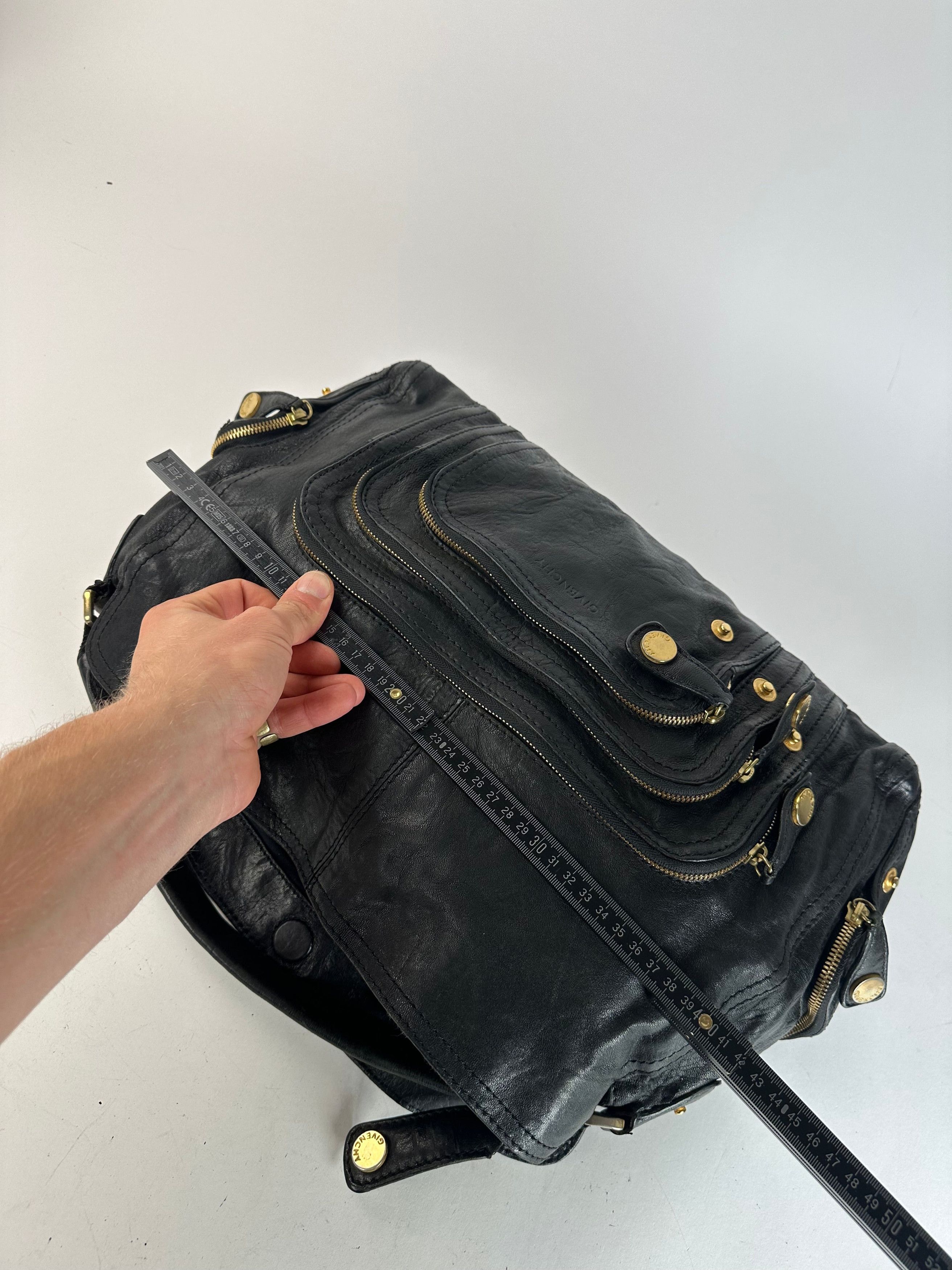 Givenchy Vintage Leather Handbag Black Size ONE SIZE - 11 Thumbnail