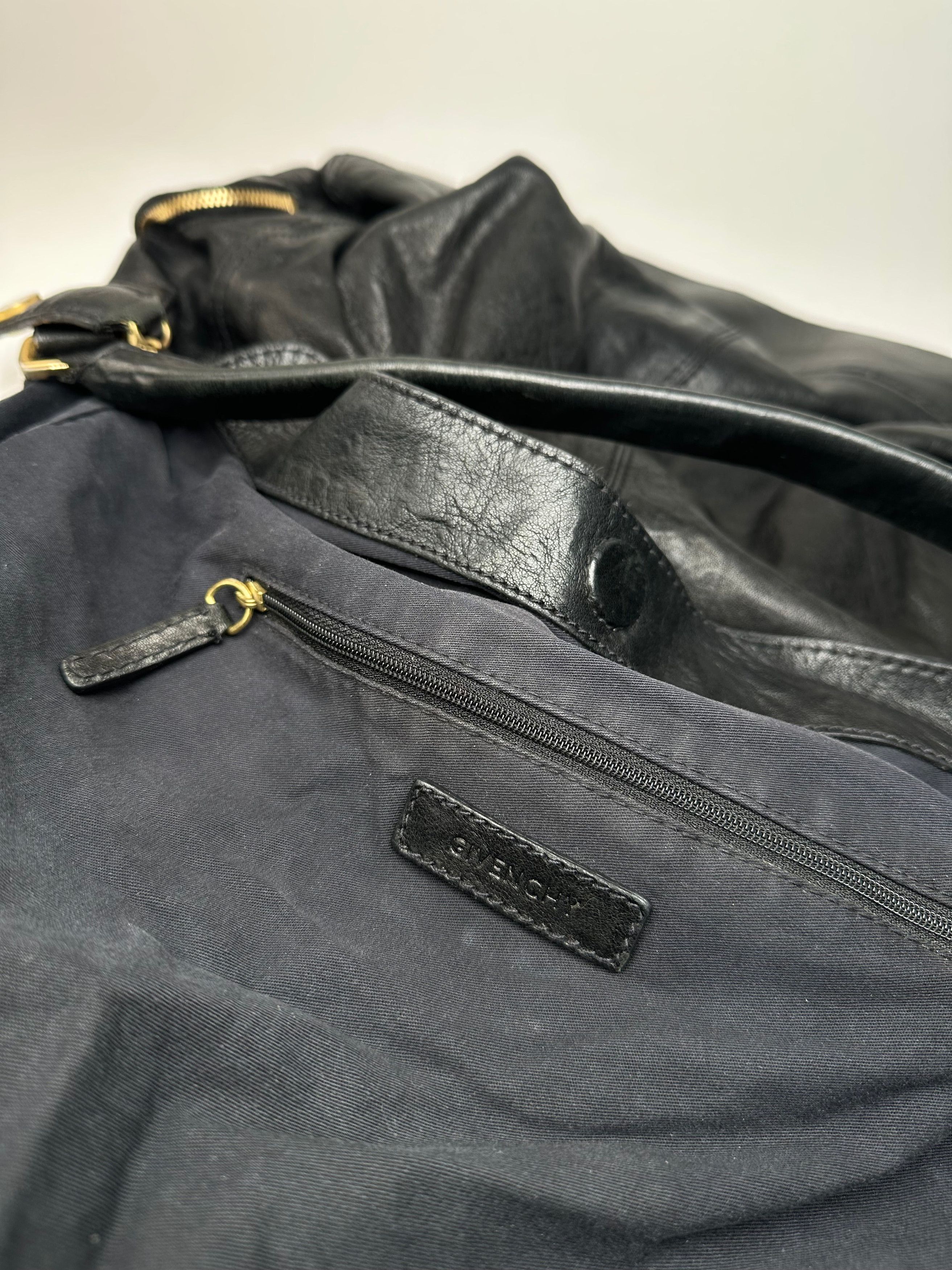 Givenchy Vintage Leather Handbag Black Size ONE SIZE - 4 Thumbnail