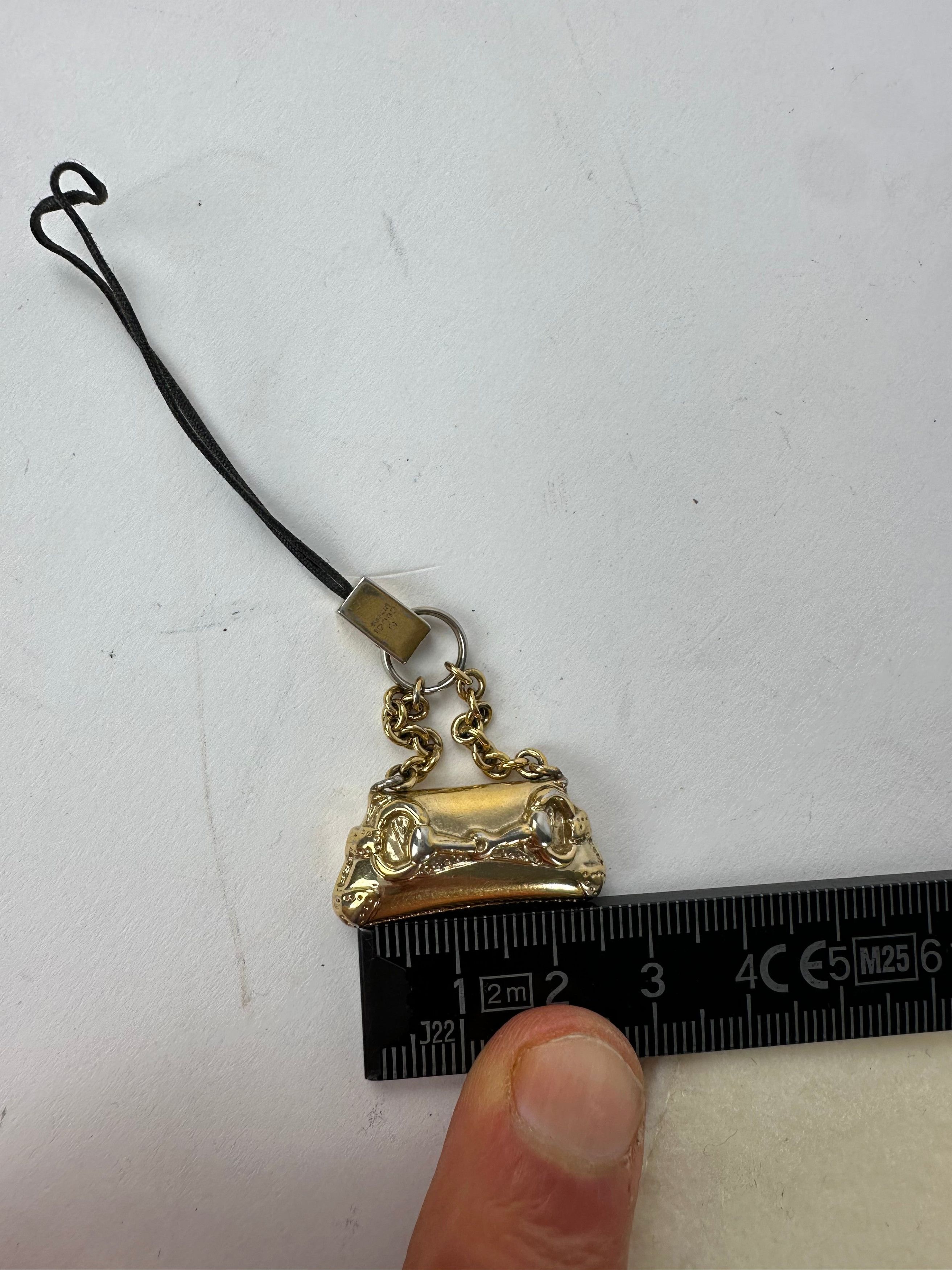 Gucci Vintage Horsebit Bag Emblossed Keychain Gold Size ONE SIZE - 5 Thumbnail