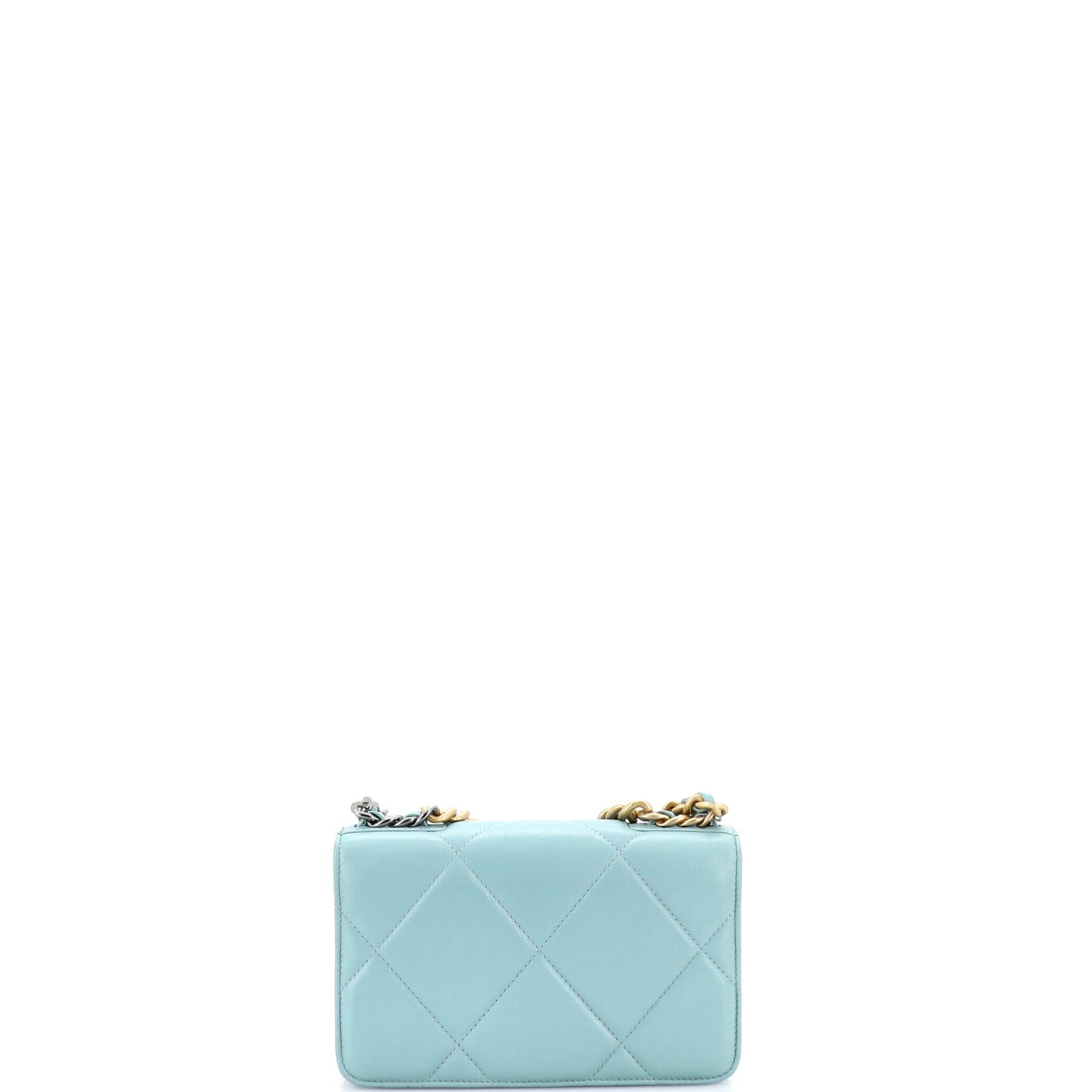Chanel 19 Wallet on Chain Size ONE SIZE - 3 Thumbnail