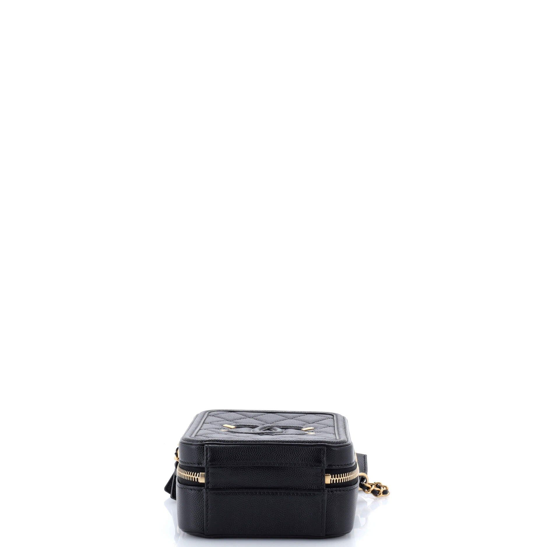 Chanel Filigree Vertical Vanity Case Size ONE SIZE - 4 Thumbnail