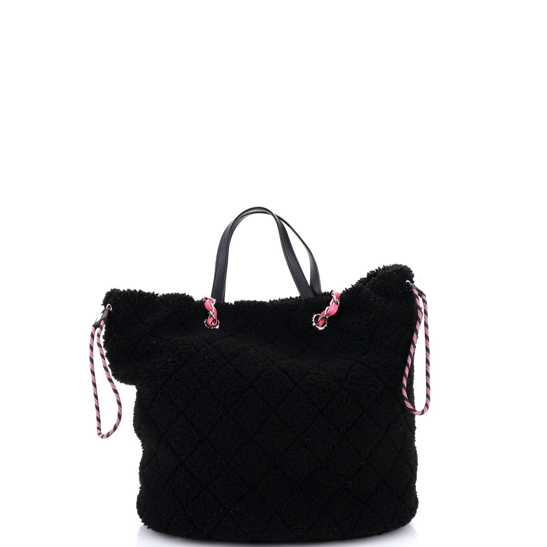 Chanel Coco Neige Shopping Tote Size ONE SIZE - 3 Thumbnail
