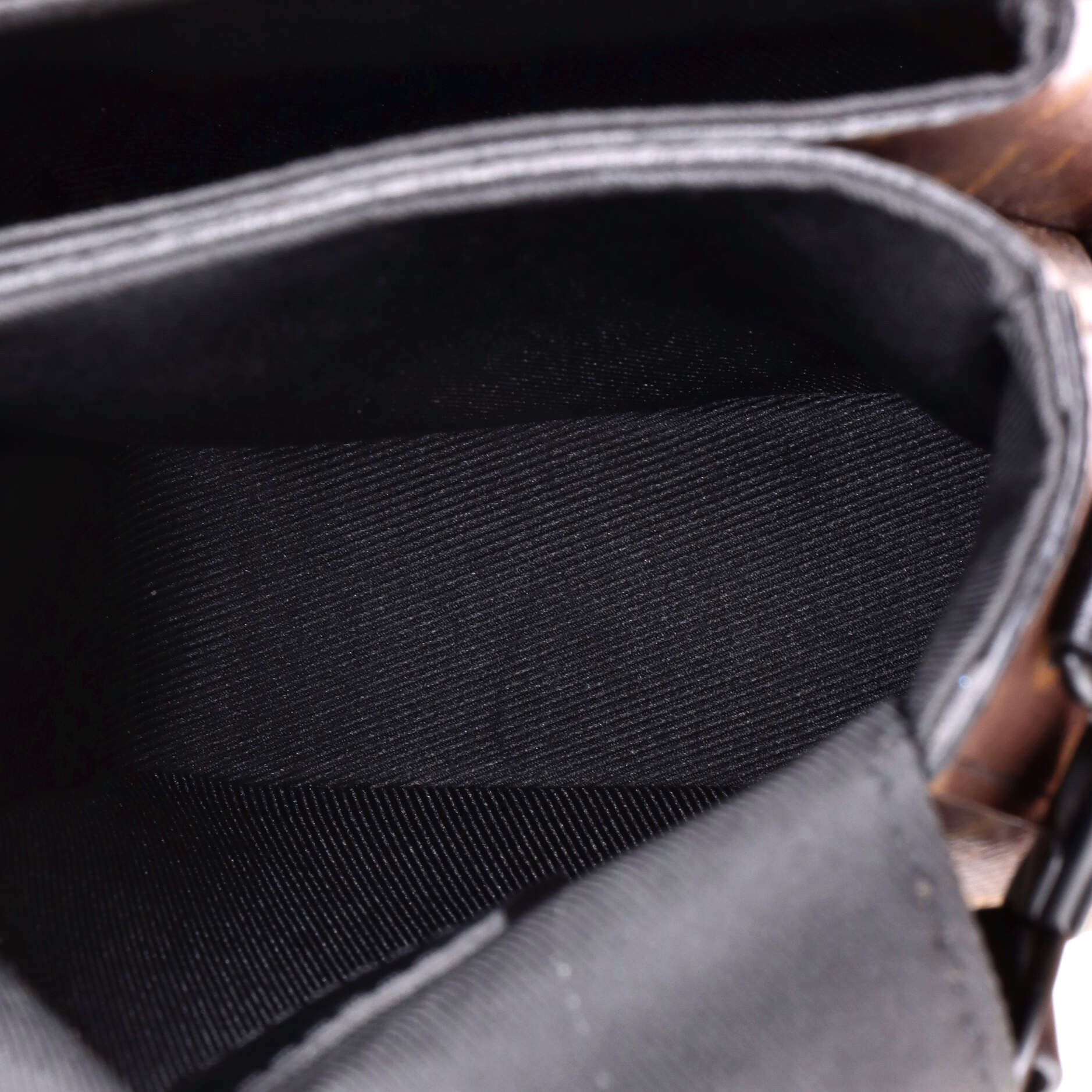 Louis Vuitton S Lock Vertical Wearable Wallet Size ONE SIZE - 5 Thumbnail