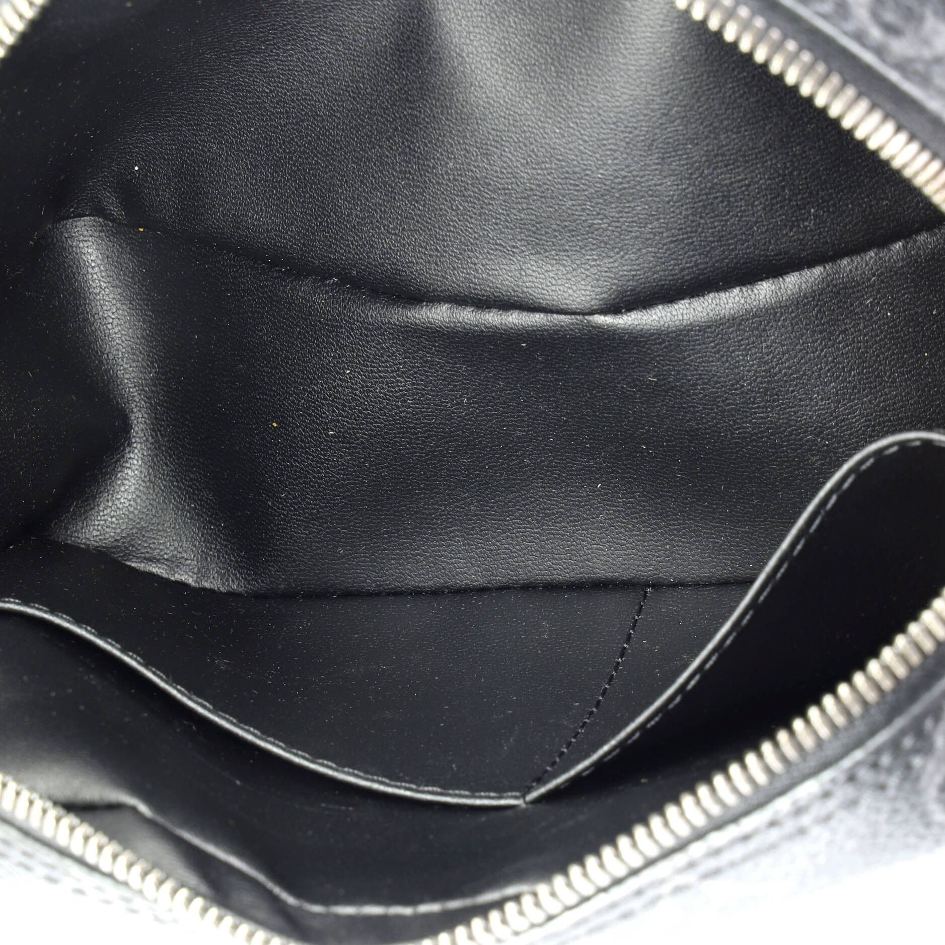 Louis Vuitton Toiletry Pouch Size ONE SIZE - 5 Thumbnail
