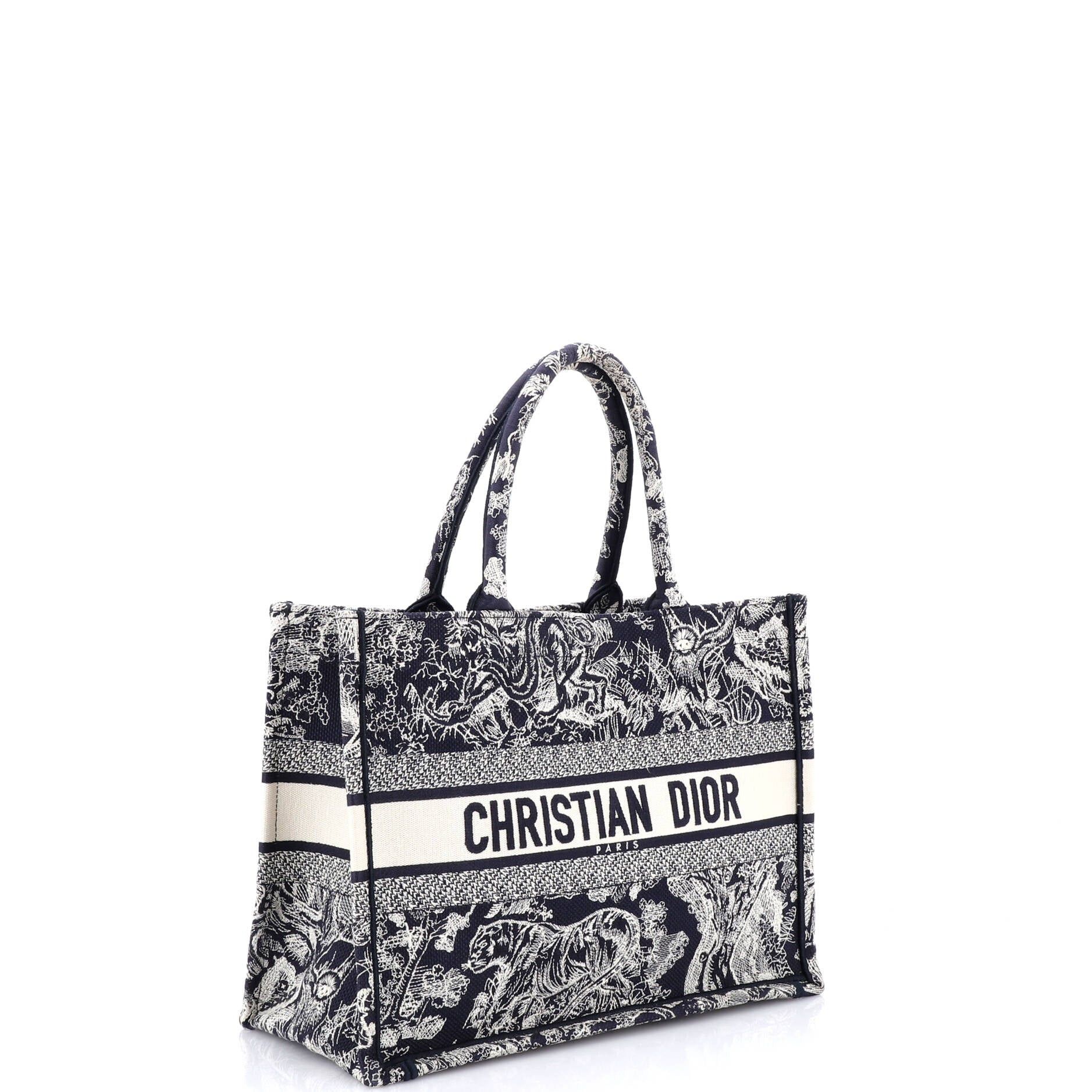 Dior Book Tote Size ONE SIZE - 2 Thumbnail