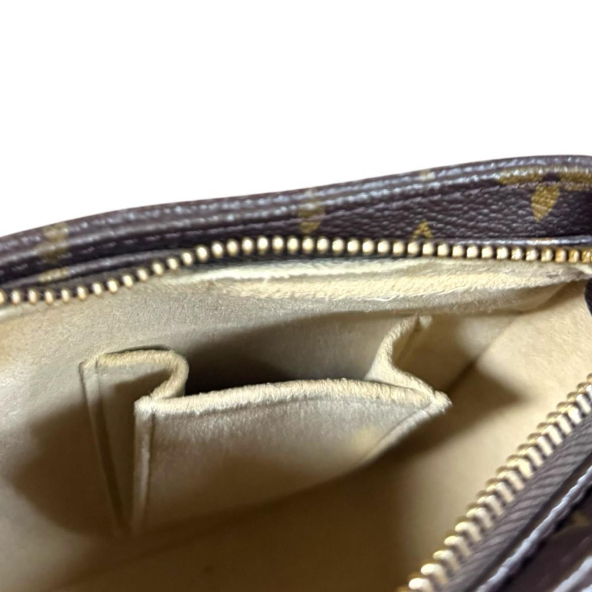 Louis Vuitton Pre-owned Louis Vuitton Looping MM Monogram Shoulder Bag in Brown Canvas (M51146) for Women. Size ONE SIZE - 11 Thumbnail