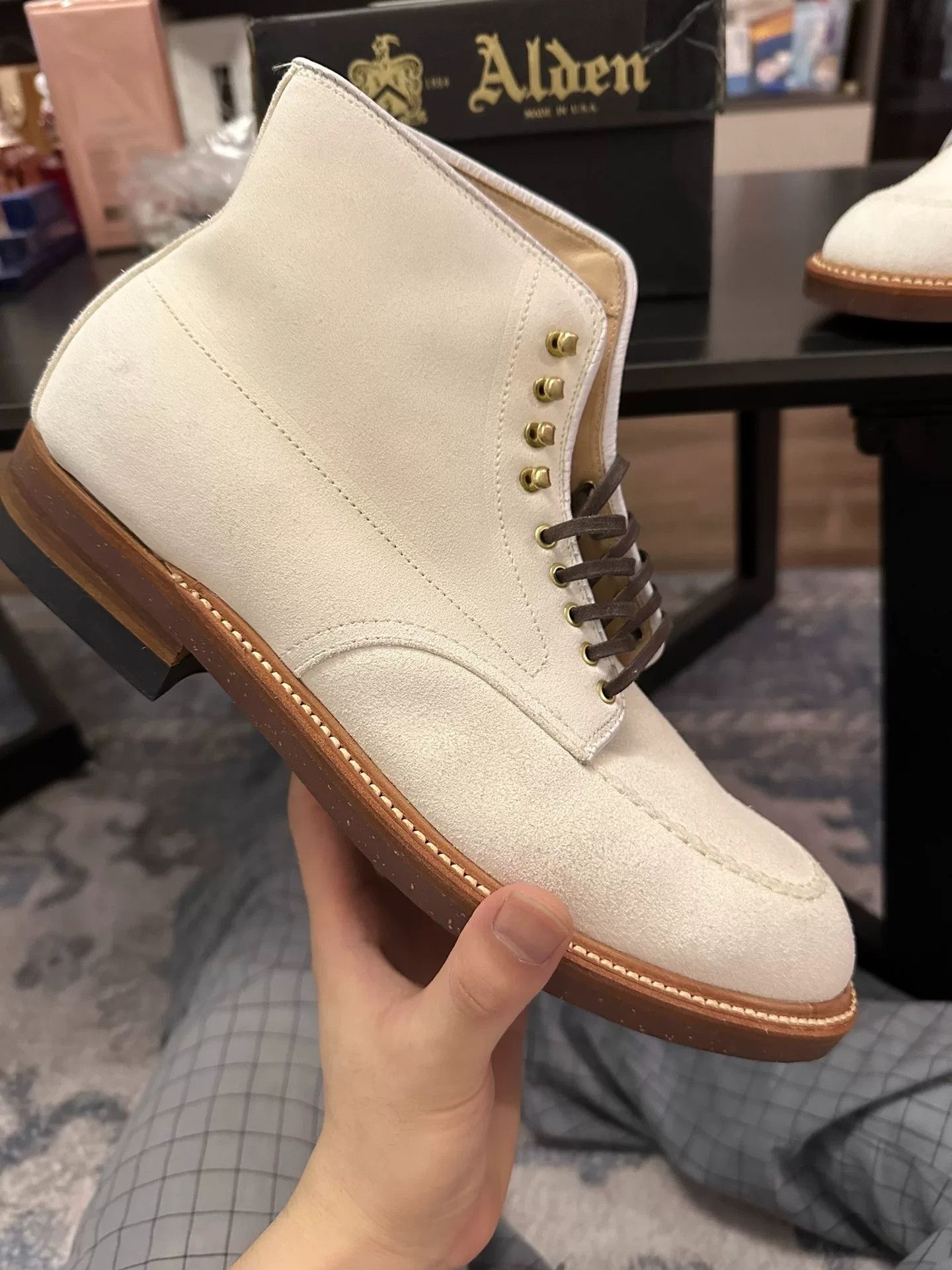 Alden Alden Milkshake Suede Indy Boot Size US 8.5 / EU 41-42 - 6 Thumbnail
