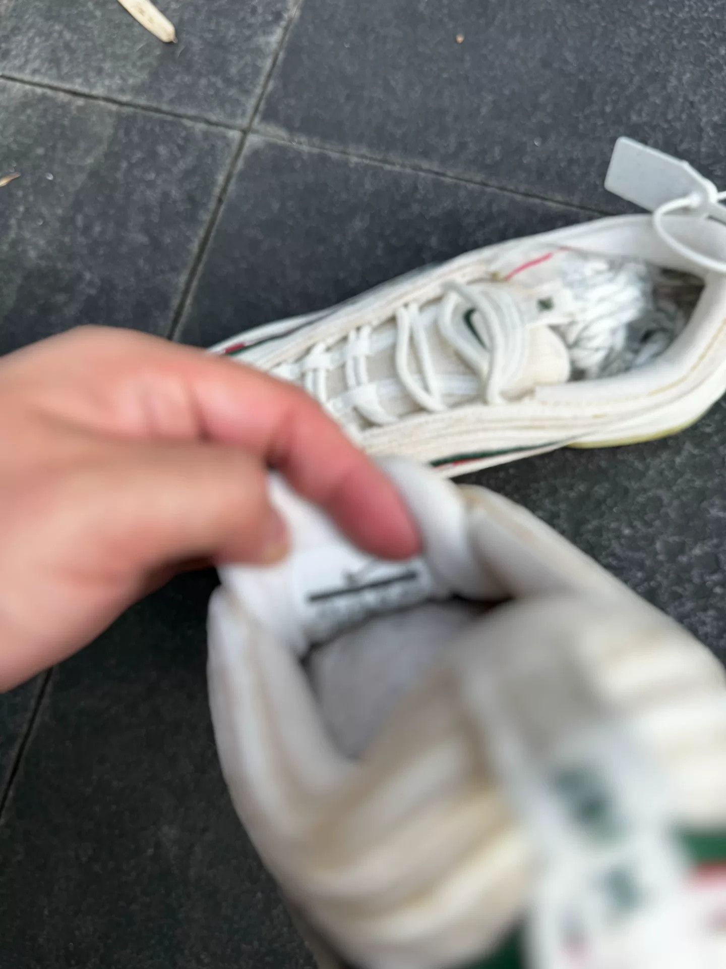Nike UNDEFEATED Nike Air Max 97 White Sneakers Size US 9 / EU 42 - 9 Thumbnail