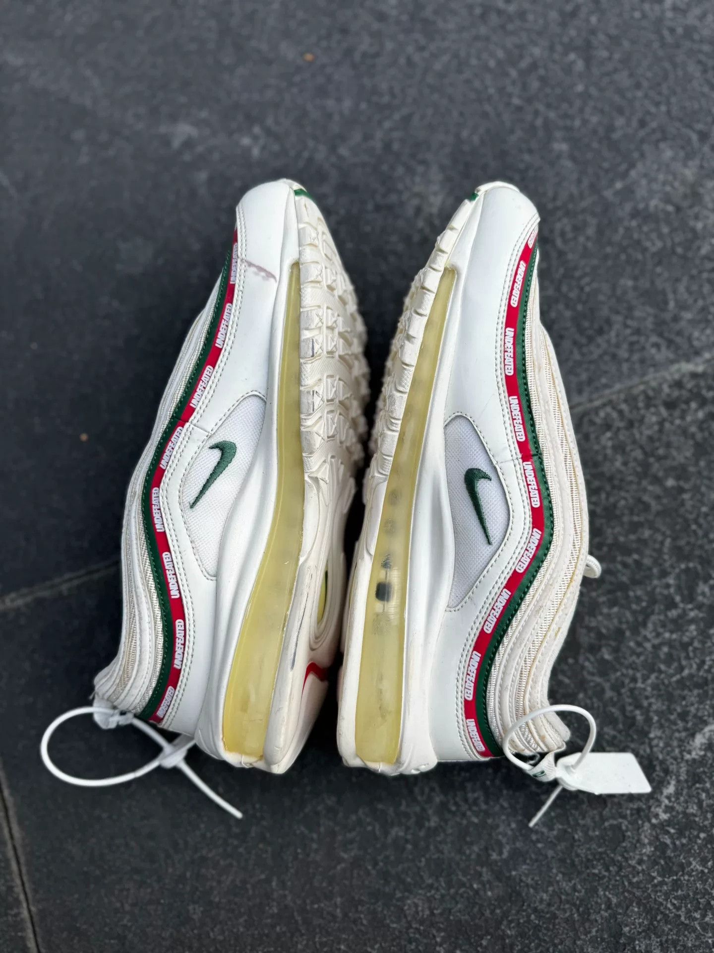 Nike UNDEFEATED Nike Air Max 97 White Sneakers Size US 9 / EU 42 - 4 Thumbnail