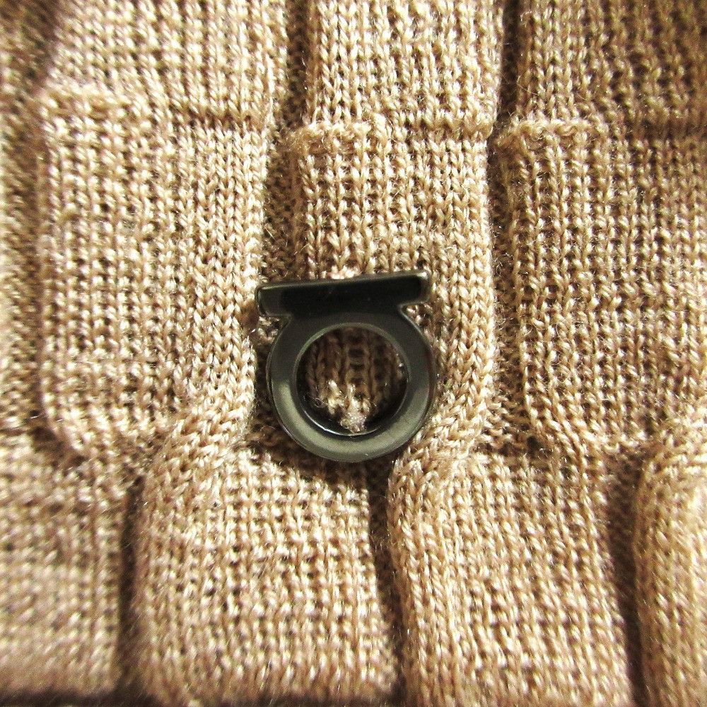Salvatore Ferragamo Salvatore Ferragamo Salvatore Ferragamo Gancini Knit Sweater Textile Tops DUTY FREE for USA Size ONE SIZE - 3 Thumbnail