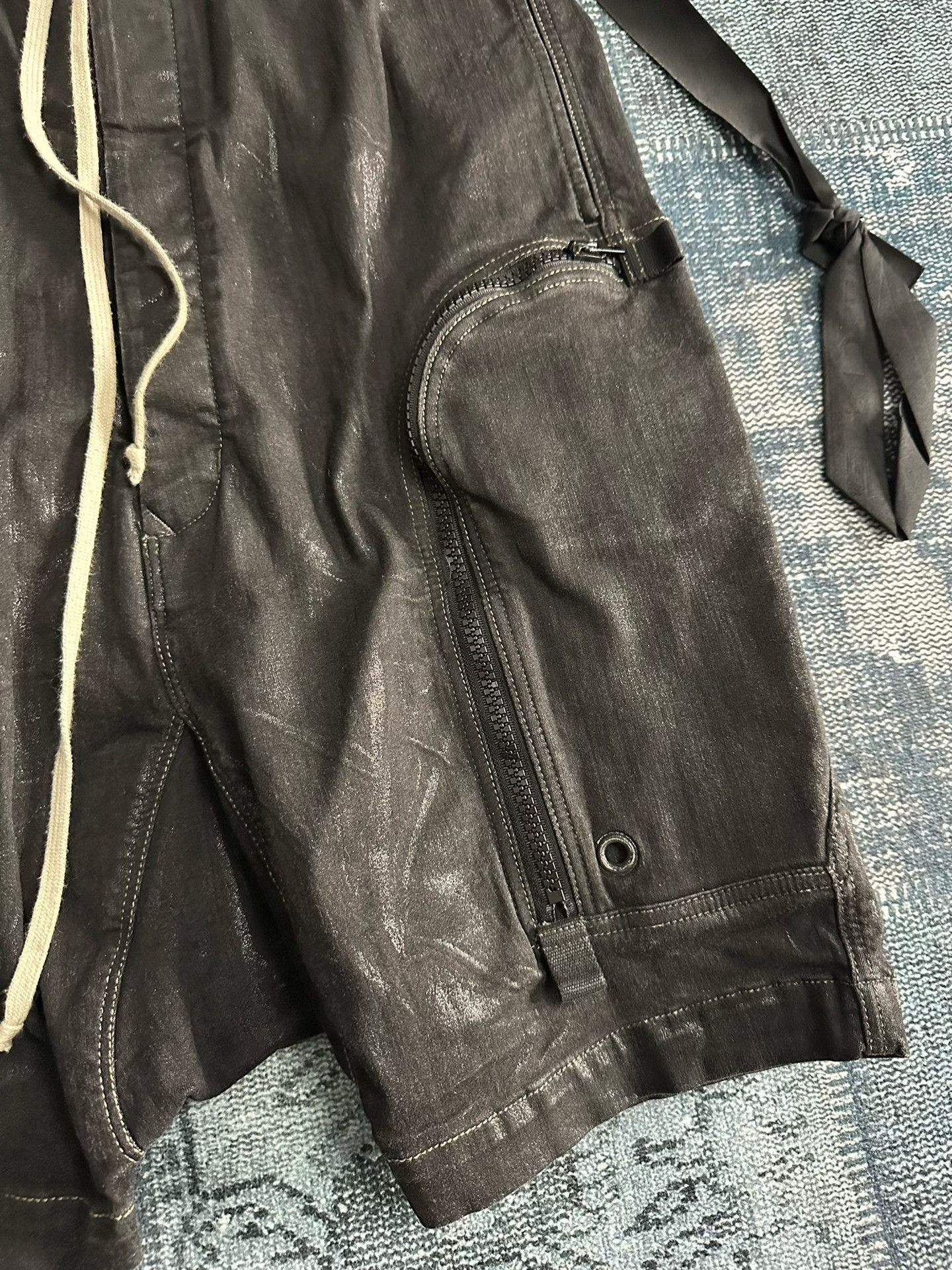 Rick Owens Rick Owens Waxed Drop-Crotch 7/8 Pants Size US 26 / EU 42 - 3 Thumbnail