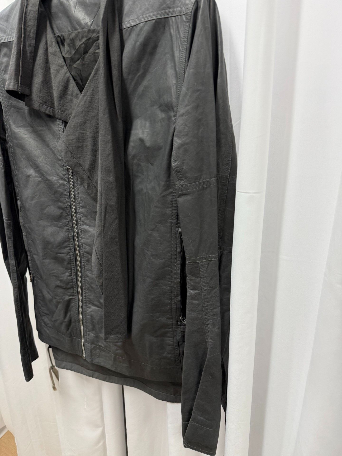 Rick Owens Rick Owens Lambskin Cape Scarf Collar Jacket Size US M / EU 48-50 / 2 - 2 Thumbnail