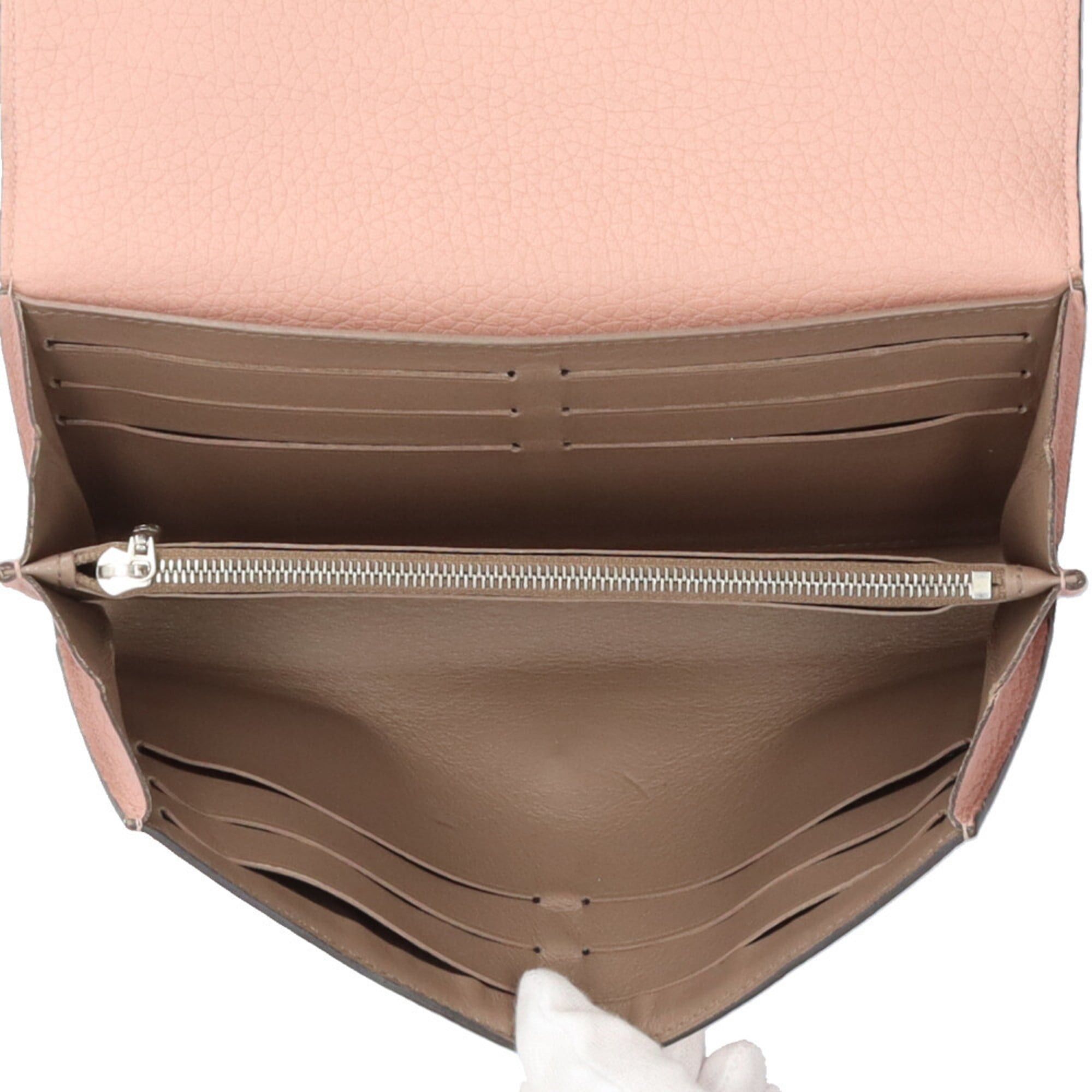 Louis Vuitton Pre-owned Louis Vuitton Portefeuille Capucines long wallet in Taurillon leather, M61250, for women. Size ONE SIZE - 6 Thumbnail