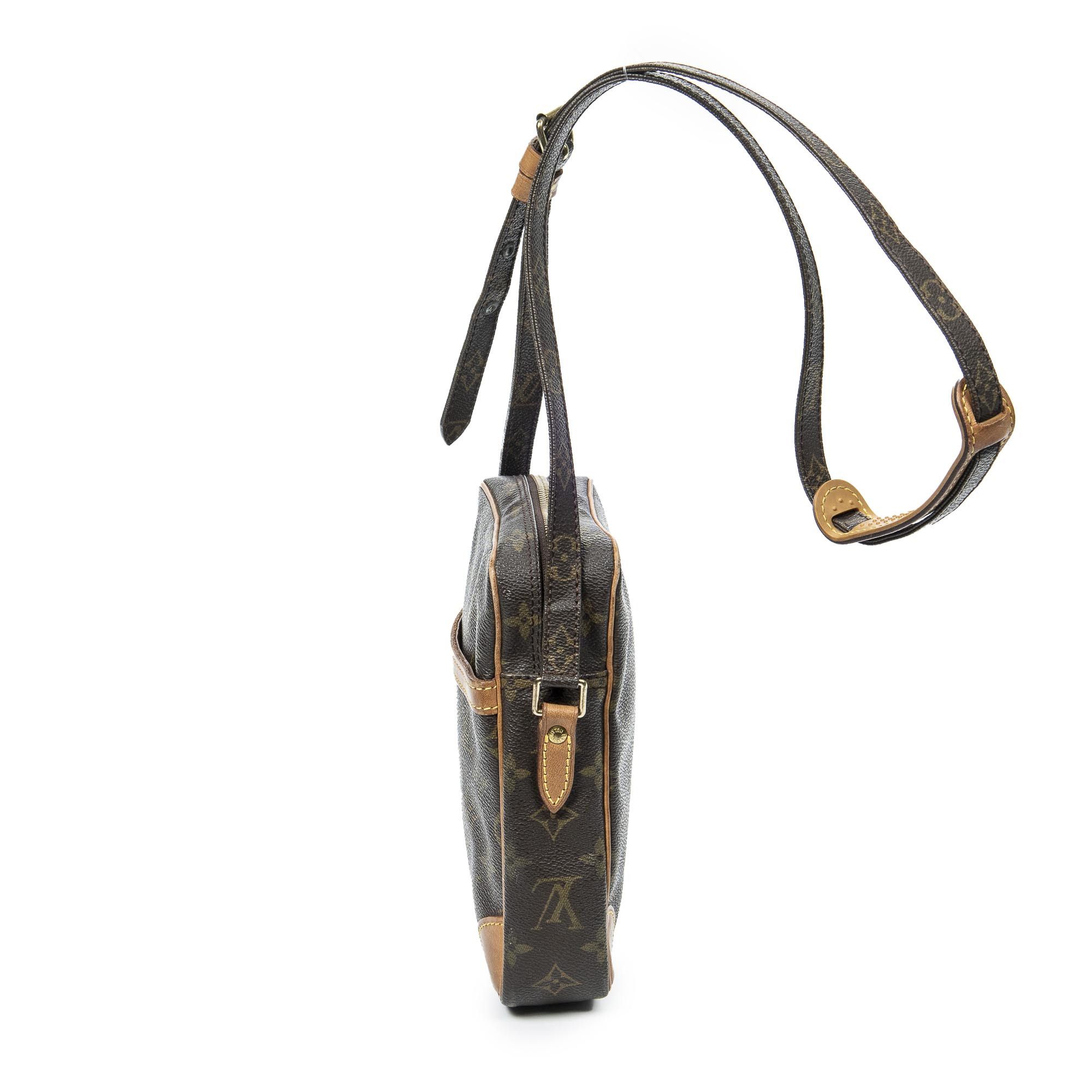 Louis Vuitton Danube PM Size ONE SIZE - 3 Thumbnail