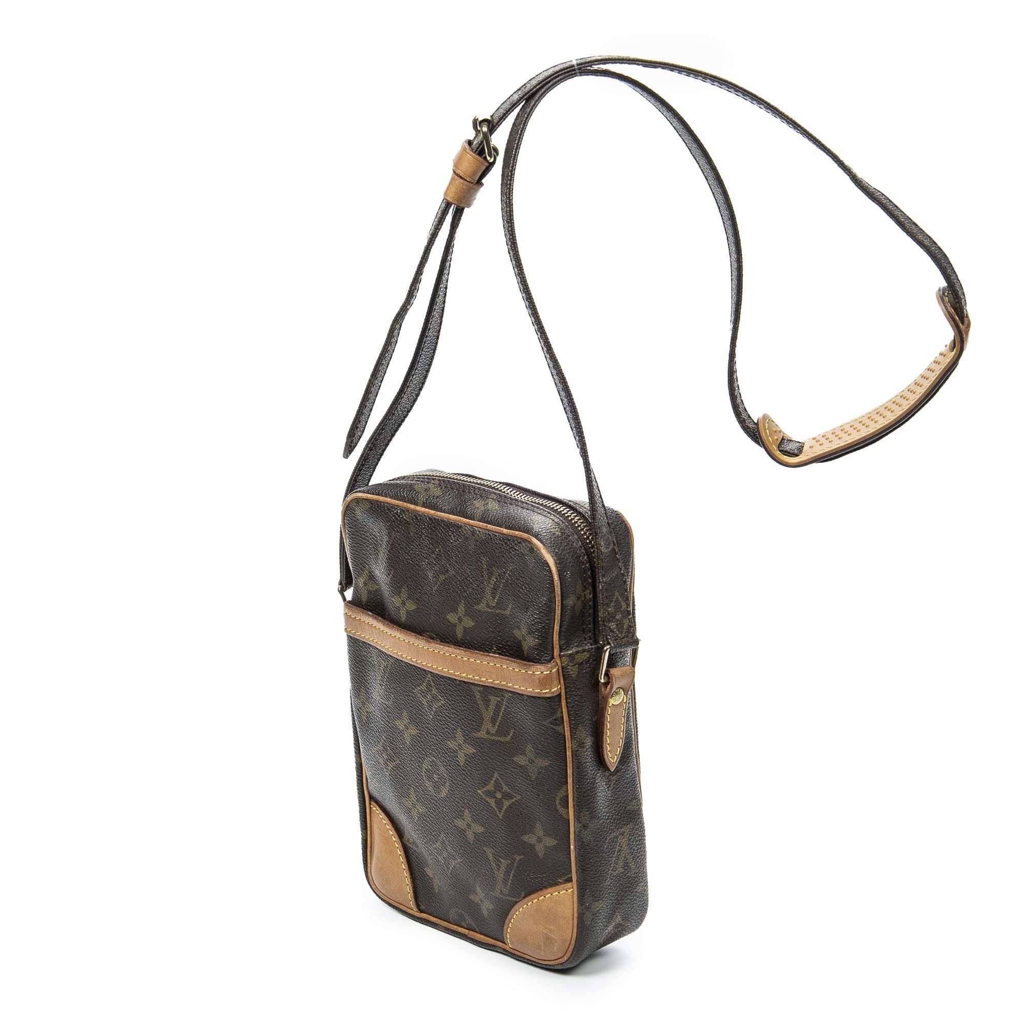 Louis Vuitton Danube PM Size ONE SIZE - 2 Thumbnail