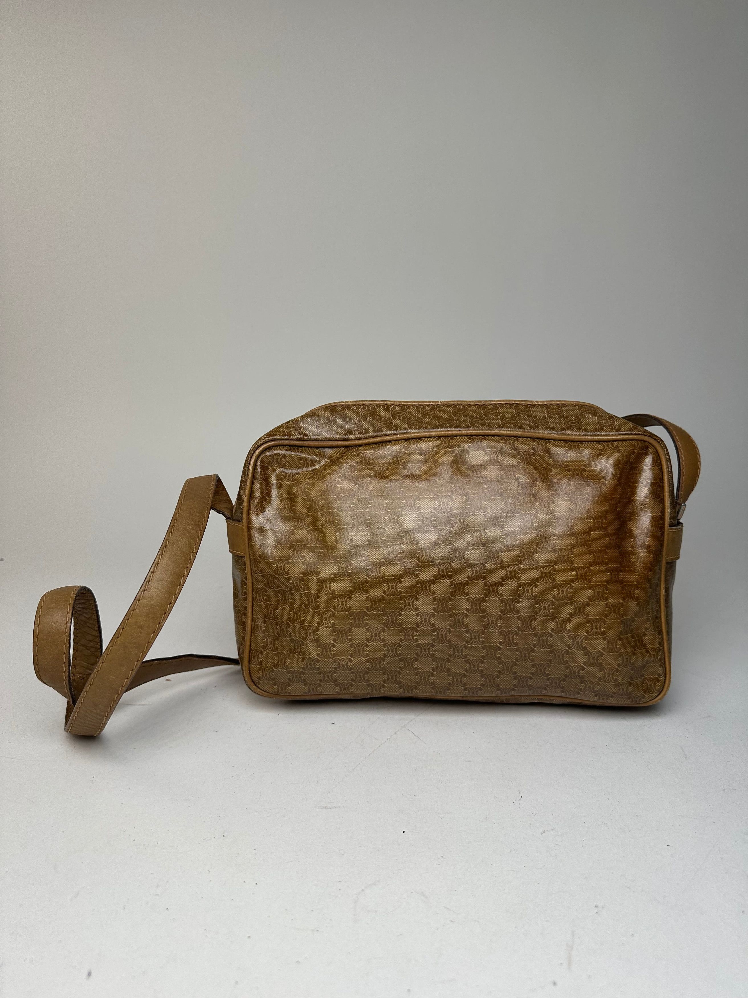 Celine Vintage Paris Triomphe Monogram Leathee Shoulder Bag Gold Br Size ONE SIZE - 2 Thumbnail