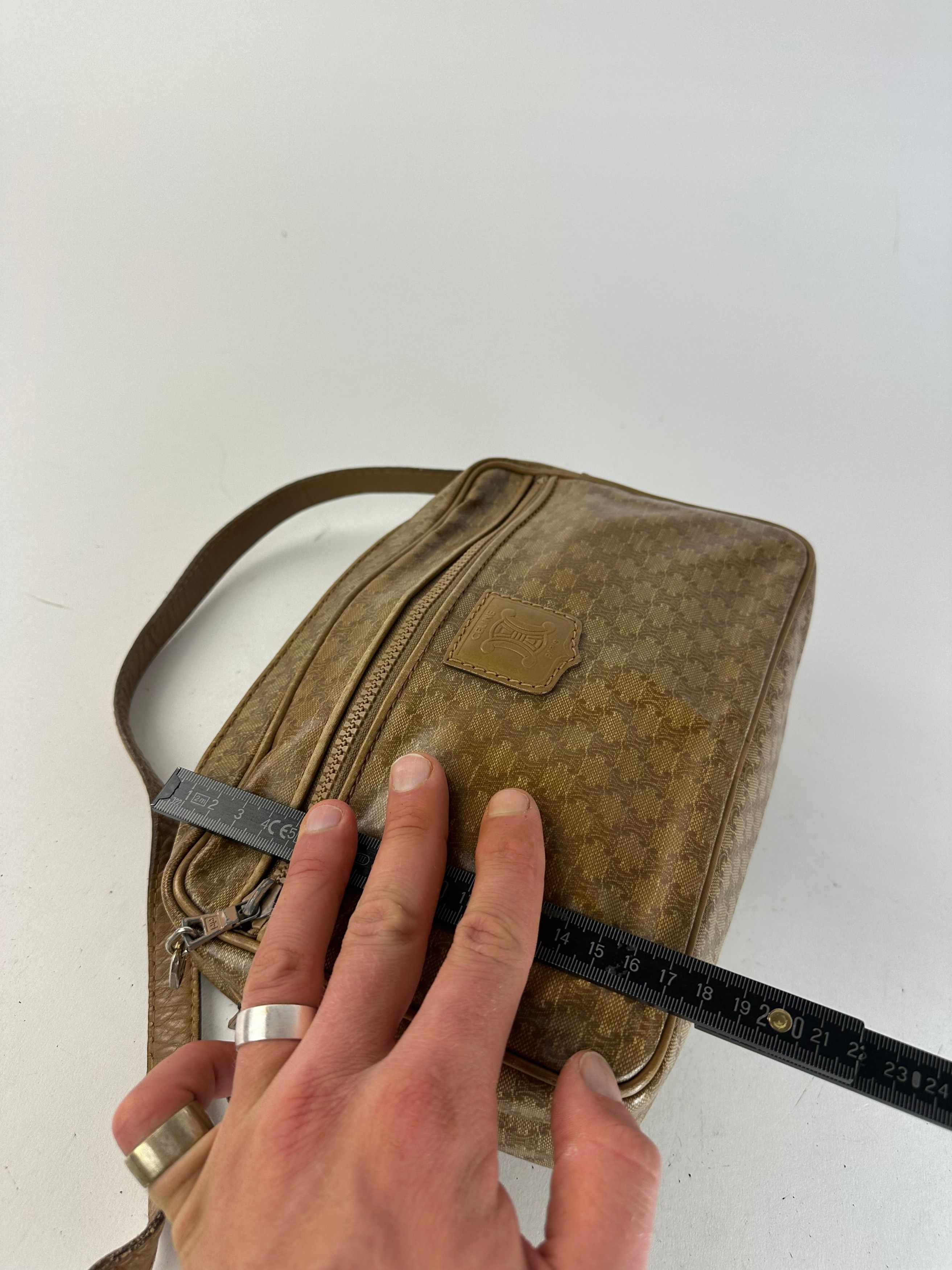 Celine Vintage Paris Triomphe Monogram Leathee Shoulder Bag Gold Br Size ONE SIZE - 10 Thumbnail