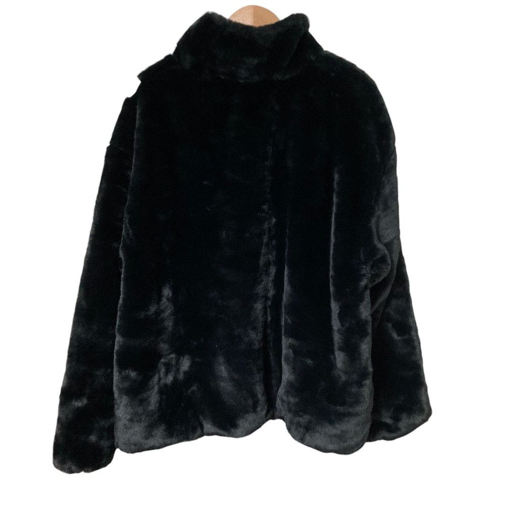 Other Other Nike Big Swoosh Faux Fur Jacket Fur Outerwear DUTY FREE for USA Size ONE SIZE - 2 Thumbnail
