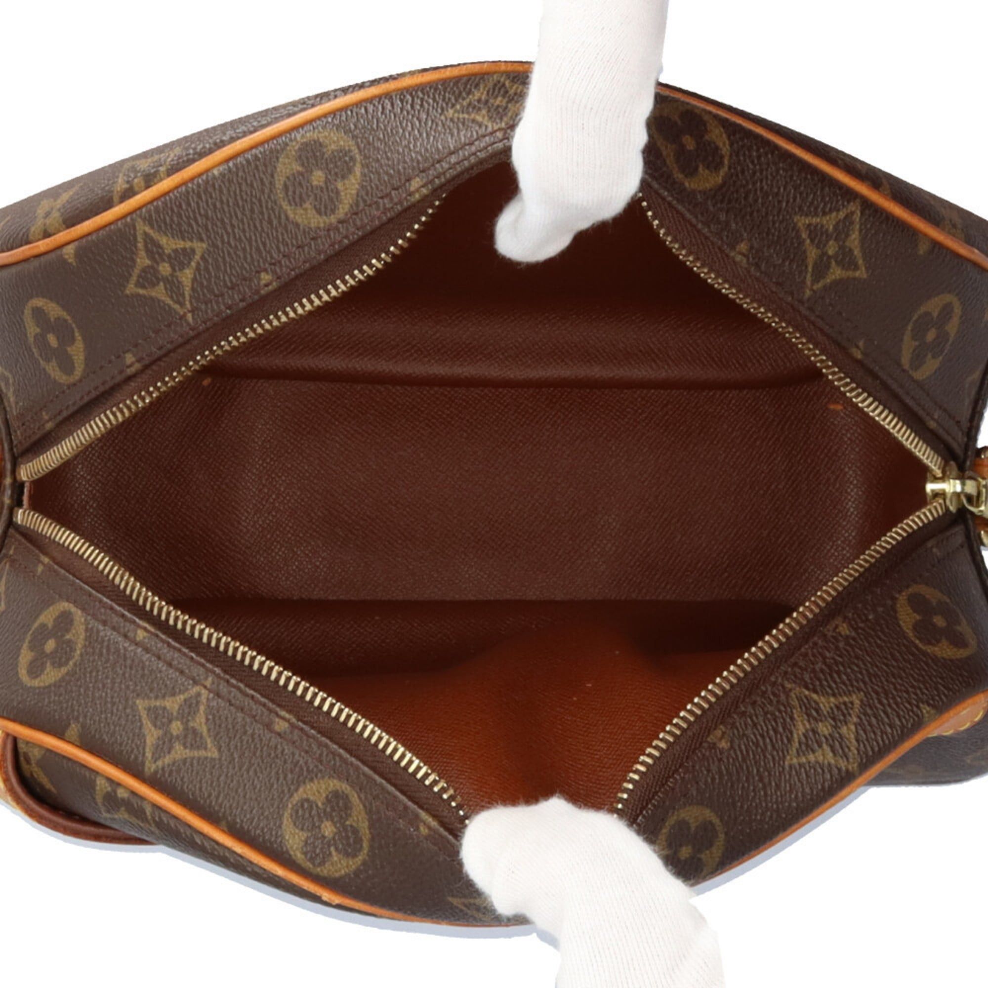 Louis Vuitton Pre-owned Louis Vuitton Blois Monogram Shoulder Bag in Canvas M51221, Brown, Women's Size ONE SIZE - 6 Thumbnail