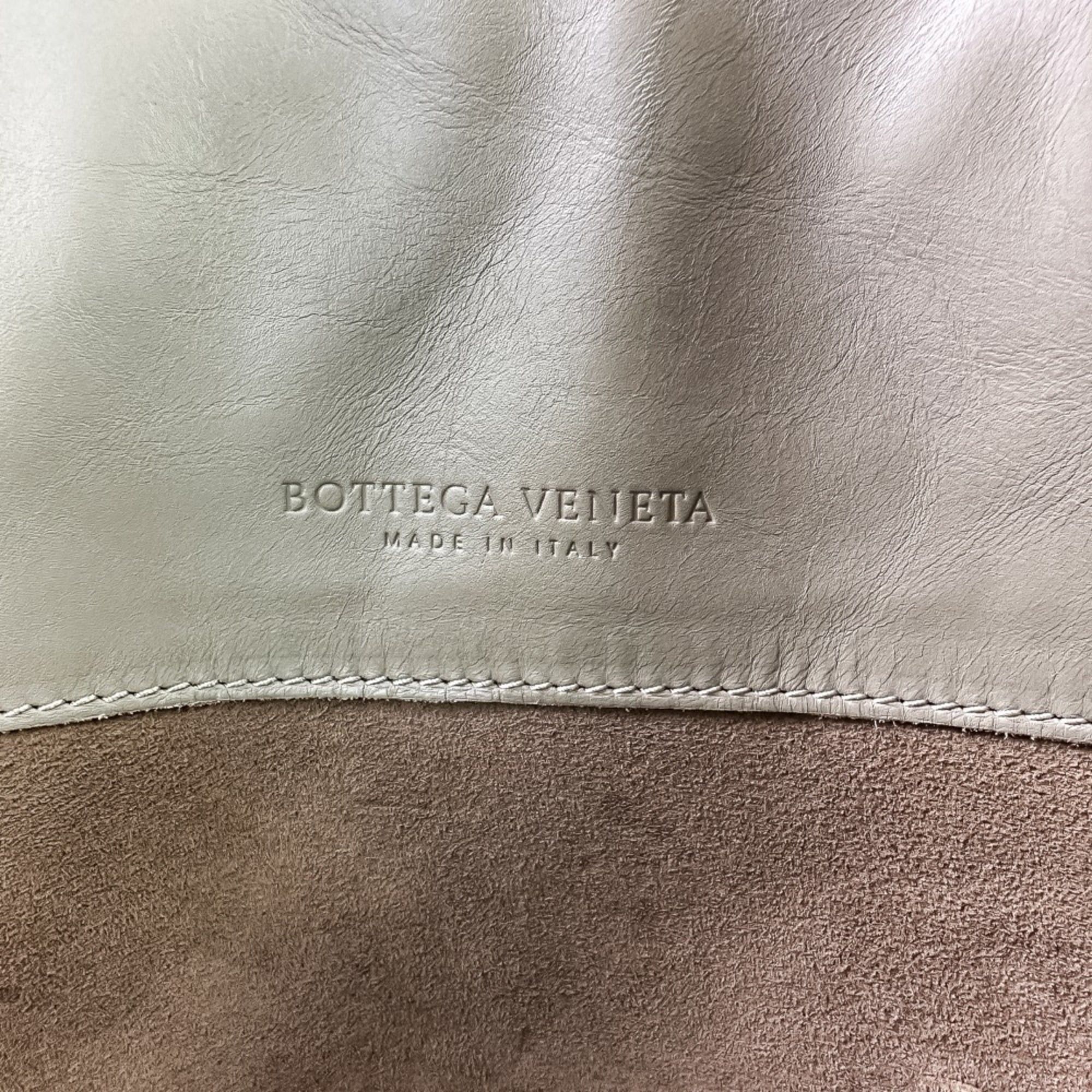 Bottega Veneta BOTTEGA VENETA Side Intrecciato Leather Tote Bag in Greige for Men and Women Size ONE SIZE - 7 Thumbnail
