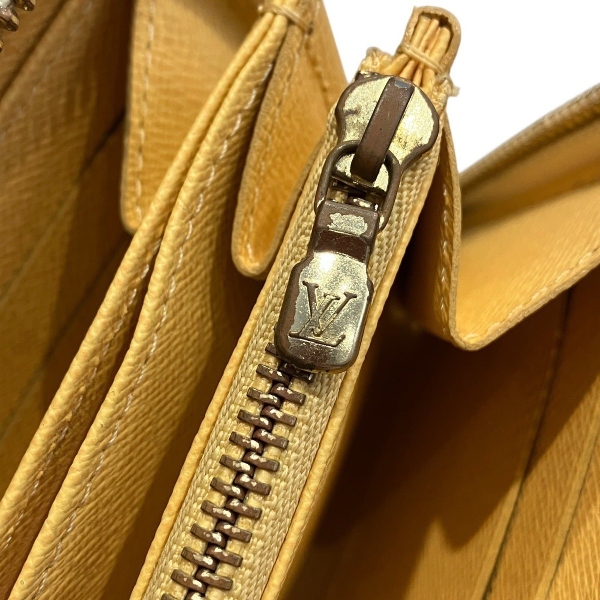 Louis Vuitton Louis Vuitton Illustre Zippy Wallet, 2011 Limited Edition, Damier Azur Leather, N63006, Free Shipping Size ONE SIZE - 7 Thumbnail
