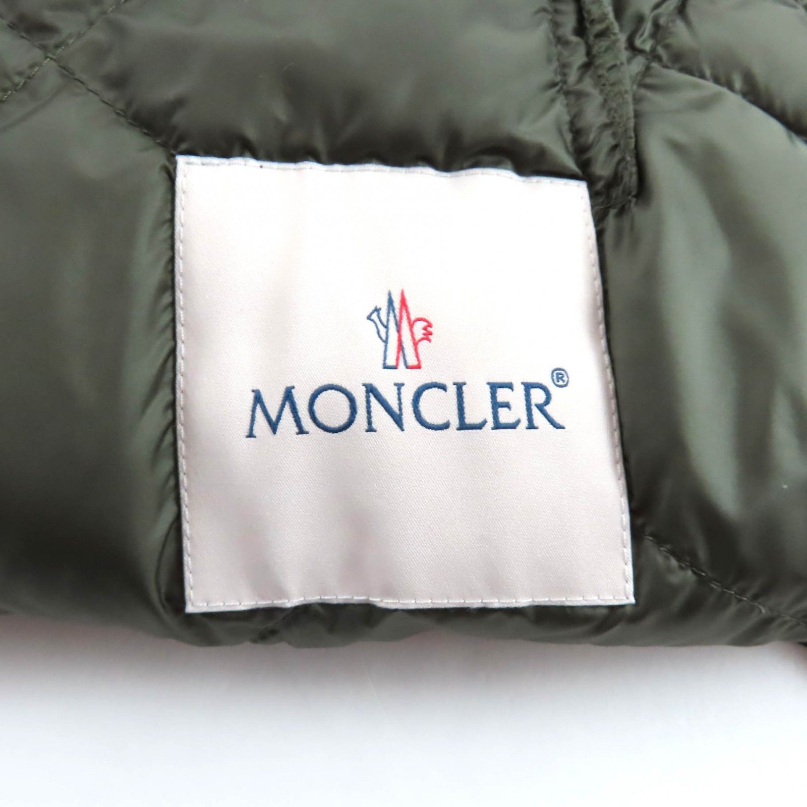 Moncler Moncler MONCLER CAPRIER Nylon Down Coat Textile Outerwear DUTY FREE for USA Size ONE SIZE - 9 Thumbnail