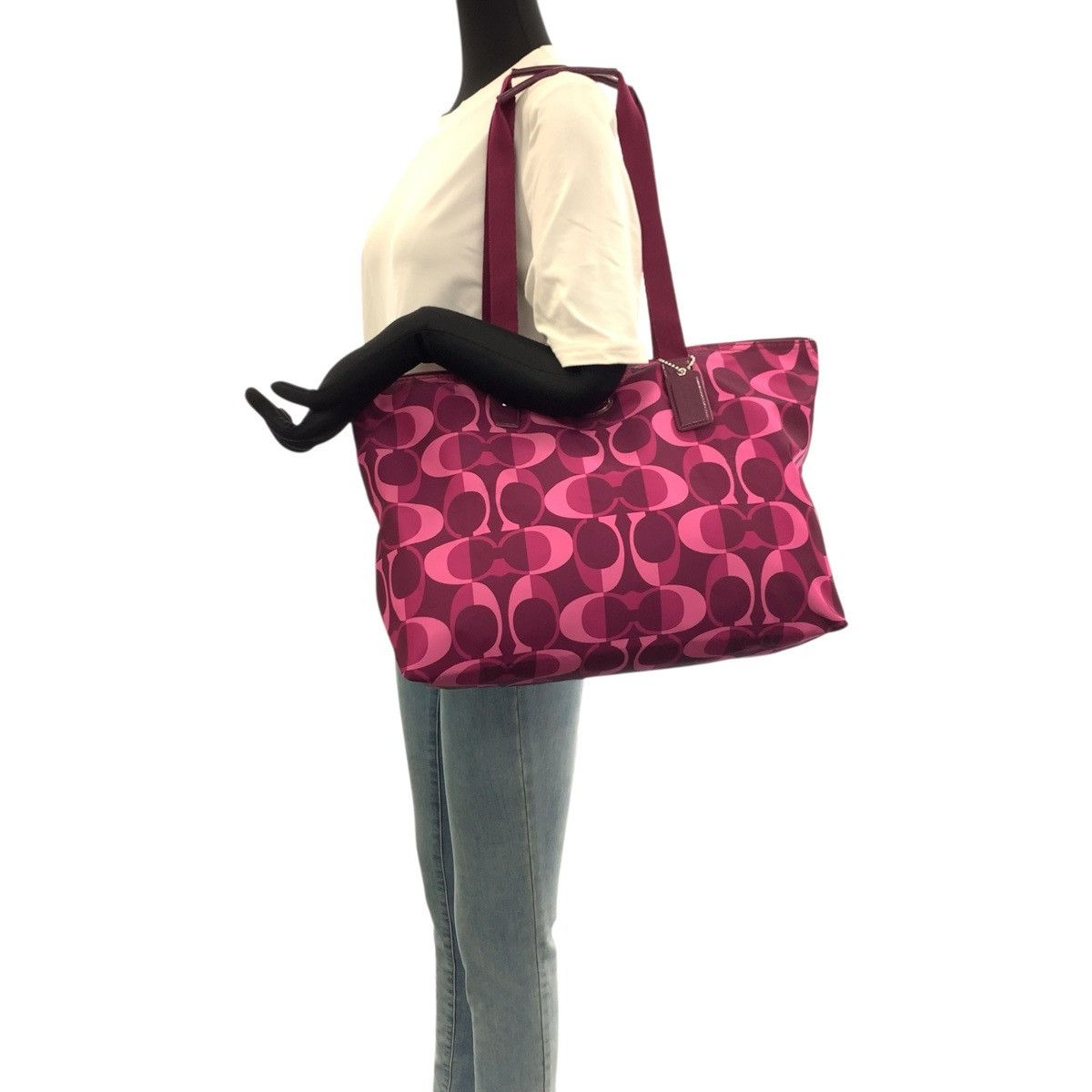 Coach Coach Coach Signature Nylon 2way Tote Bag Textile Shoulder Bag DUTY FREE for USA Size ONE SIZE - 6 Thumbnail