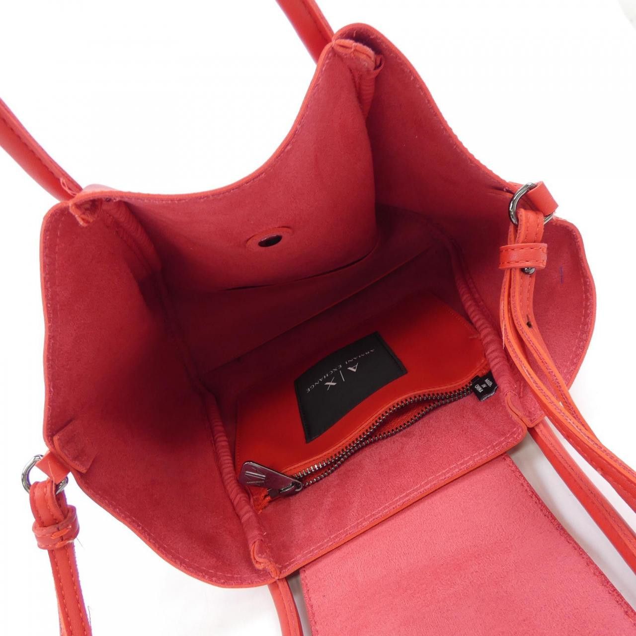 Armani Armani Armani Exchange Bag Others Crossbody Bag DUTY FREE for USA Size ONE SIZE - 6 Thumbnail