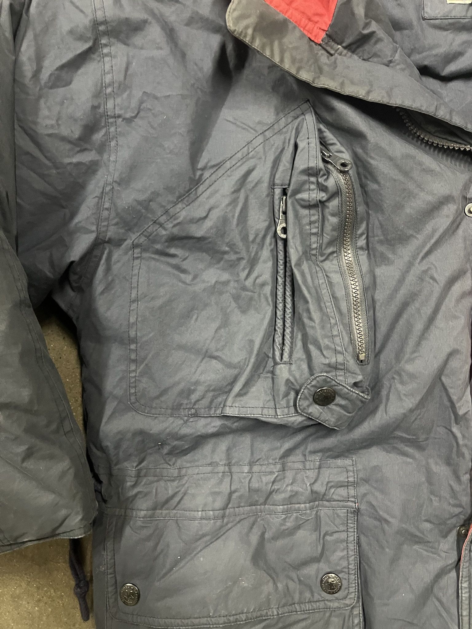 Carhartt × Vintage Vintage 1990s Stratojac Tech Cargo Puffer Jacket Size XL Size US XL / EU 56 / 4 - 4 Thumbnail