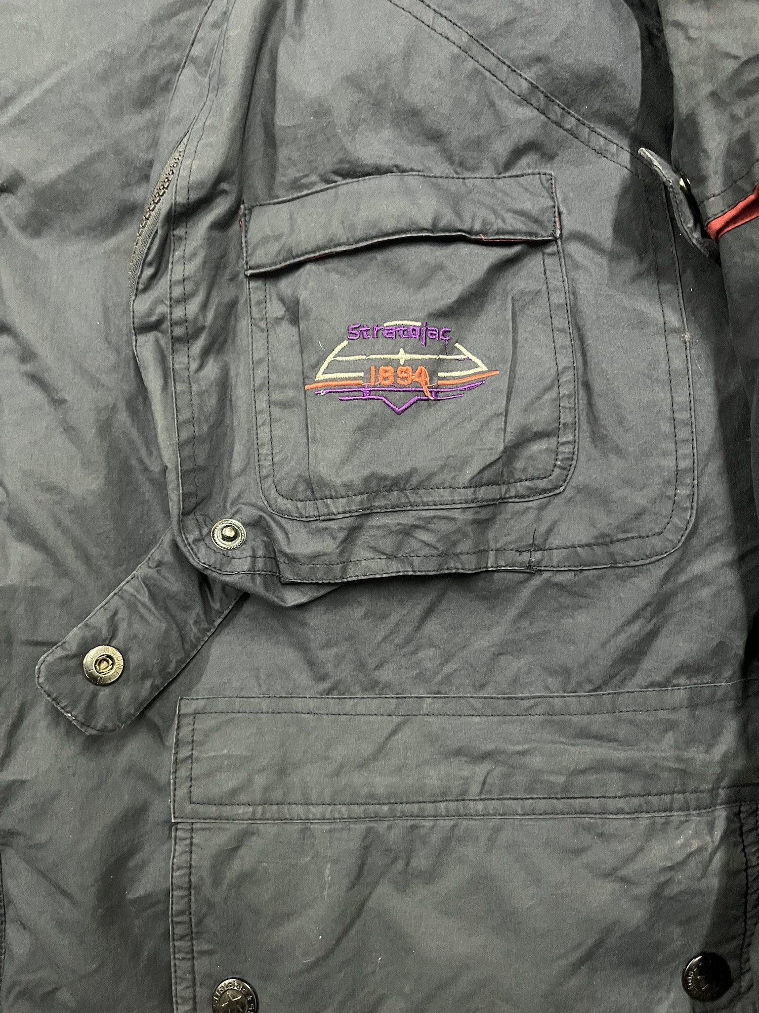 Carhartt × Vintage Vintage 1990s Stratojac Tech Cargo Puffer Jacket Size XL Size US XL / EU 56 / 4 - 2 Thumbnail