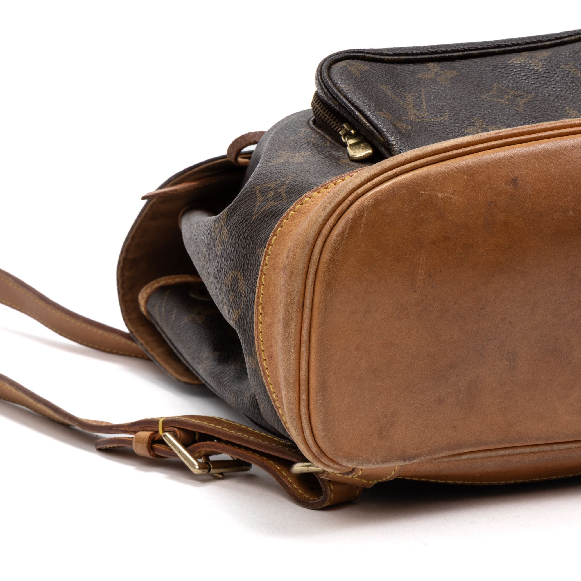 Louis Vuitton Montsouris MM Size ONE SIZE - 6 Thumbnail