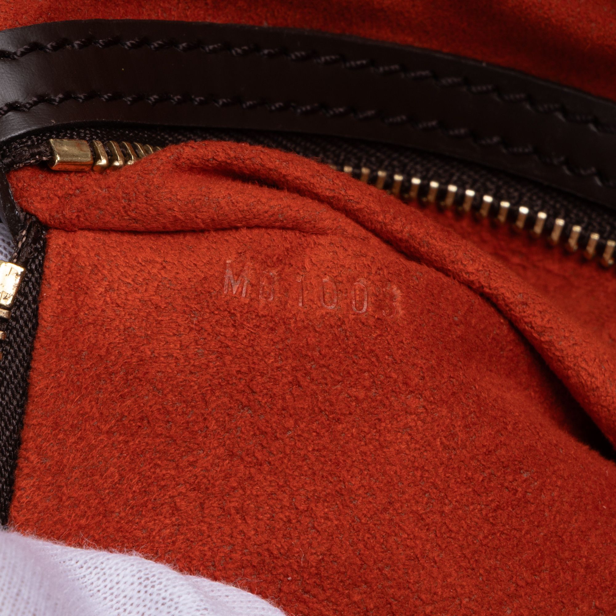 Louis Vuitton Uzes Size ONE SIZE - 11 Thumbnail