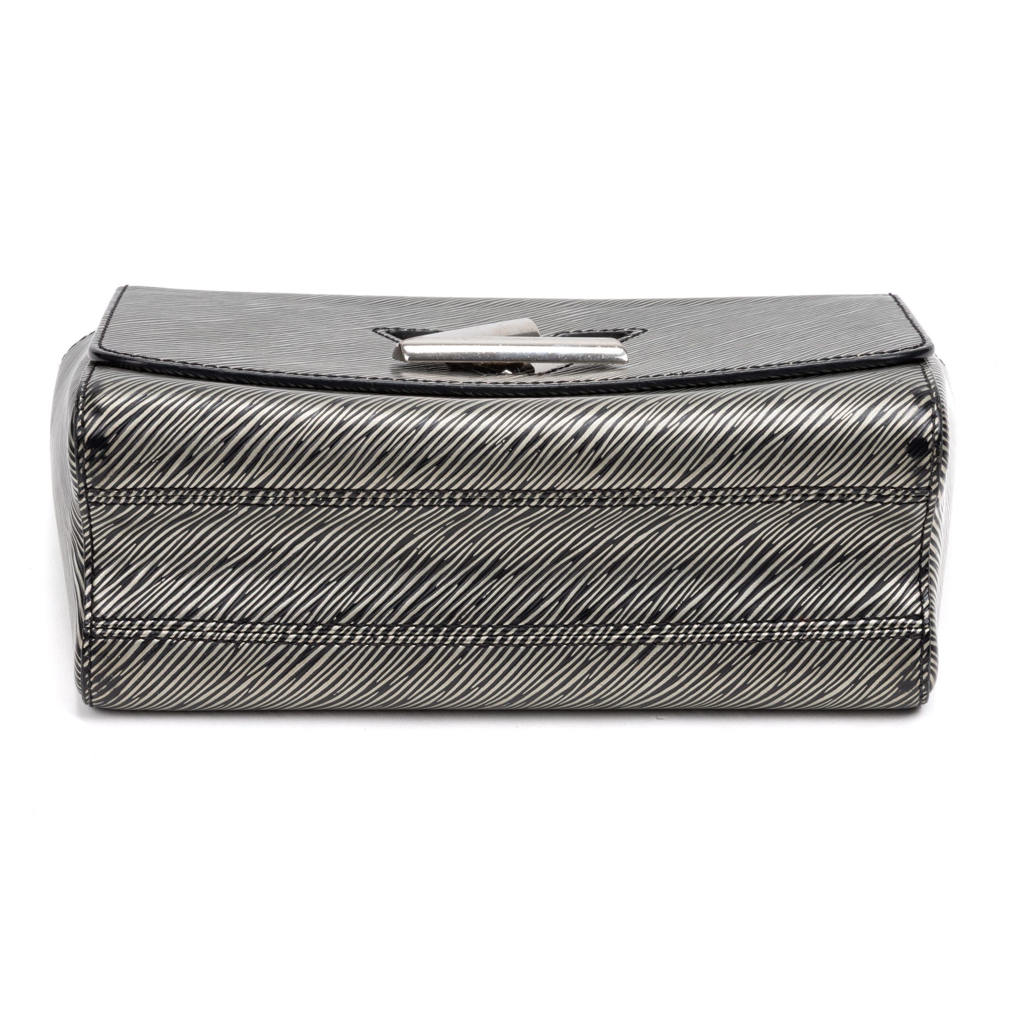 Louis Vuitton Twist MM Size ONE SIZE - 6 Thumbnail