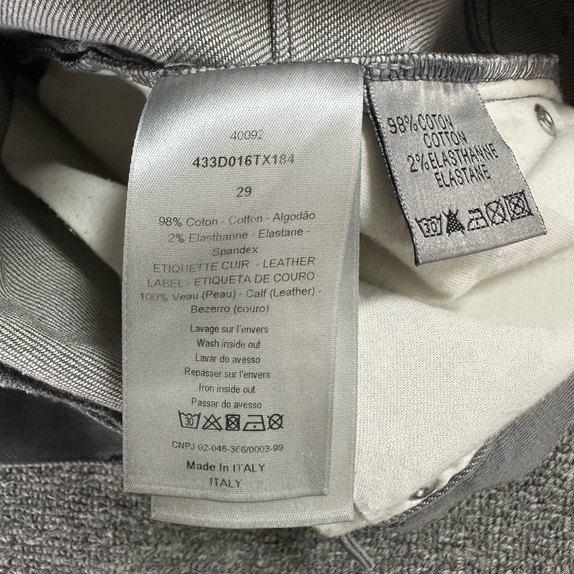 Dior Dior Light Gray Washed Jeans Size US 29 - 7 Thumbnail