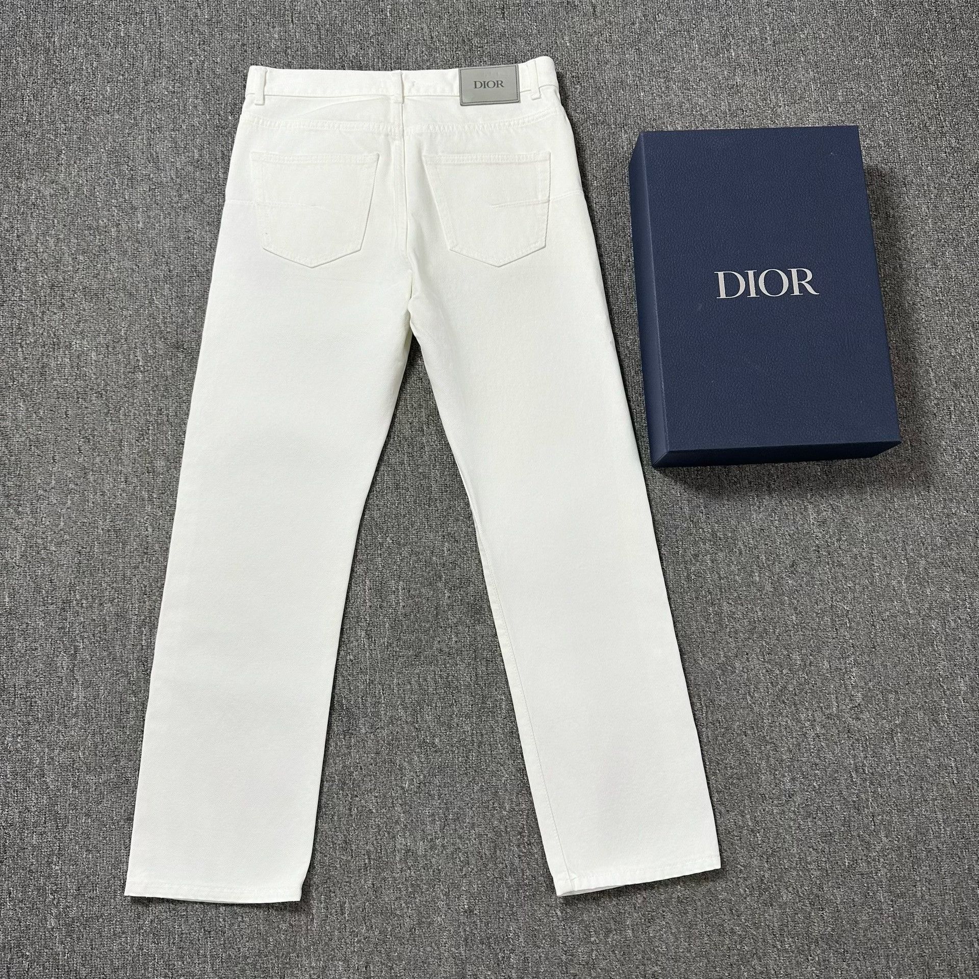 Dior Dior Latest Milky White Jeans Size US 30 / EU 46 - 4 Thumbnail