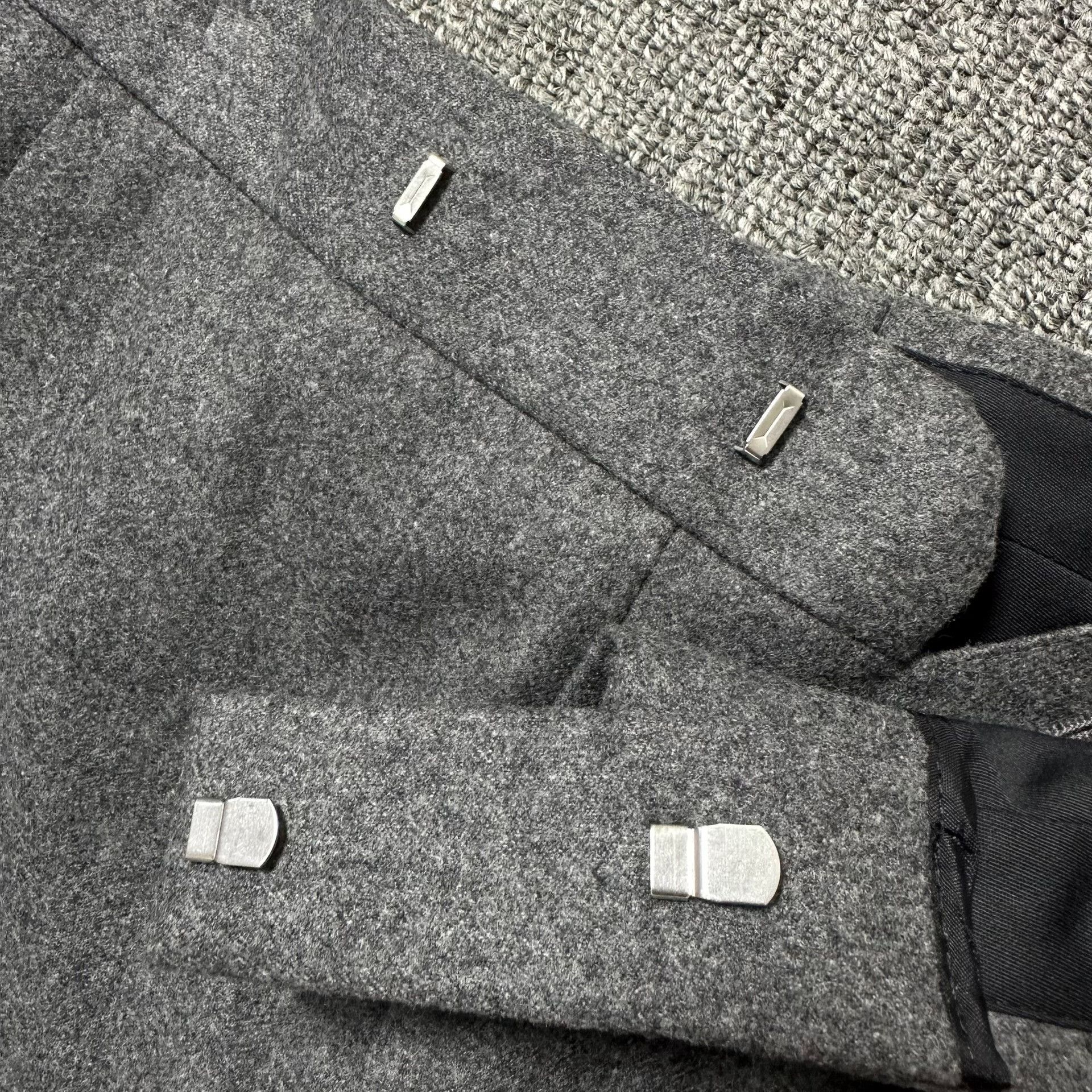 Thom Browne Thom Browne Gray Four Stripes Wool Trousers Size US 26 / EU 42 - 9 Thumbnail