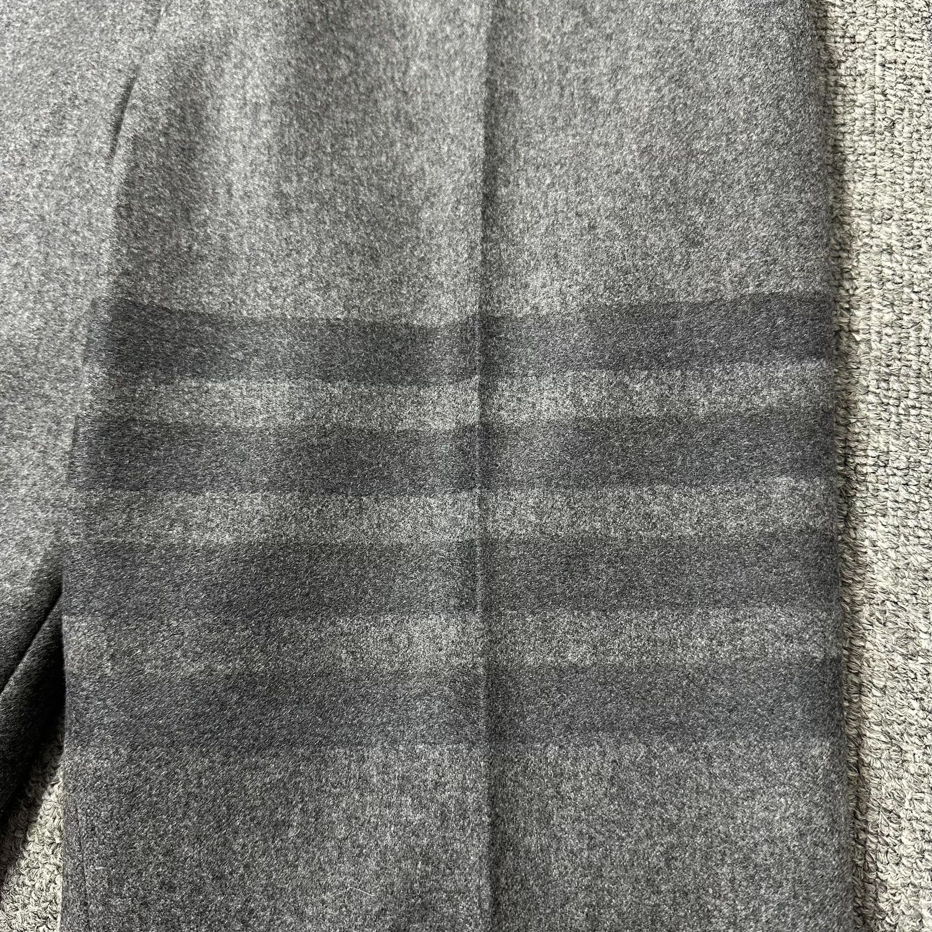 Thom Browne Thom Browne Gray Four Stripes Wool Trousers Size US 26 / EU 42 - 2 Thumbnail