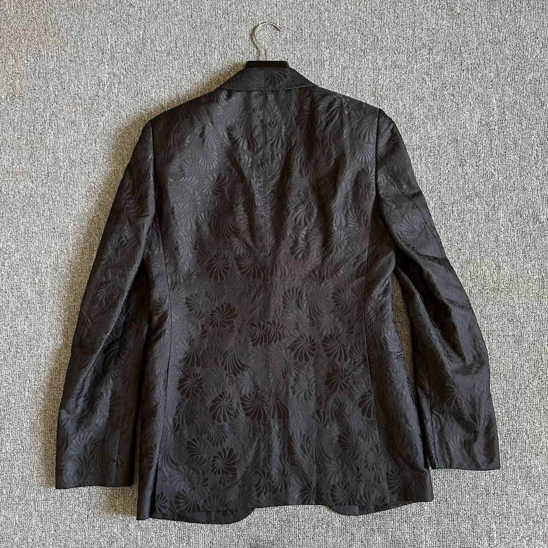 Ermenegildo Zegna Ermenegildo Zegna XXX Silk Embroidered Suit Size US S / EU 44-46 / 1 - 4 Thumbnail