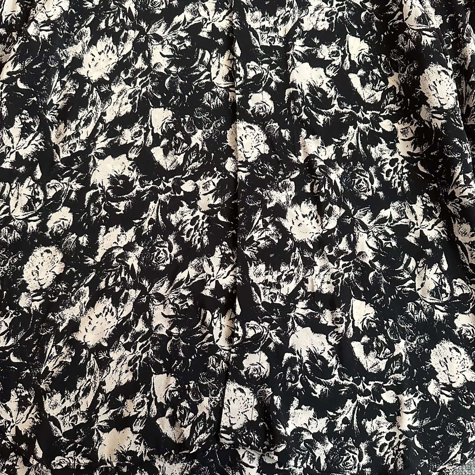 Saint Laurent Paris Saint Laurent French Rose Print Shirt Size US XXS / EU 40 - 2 Thumbnail